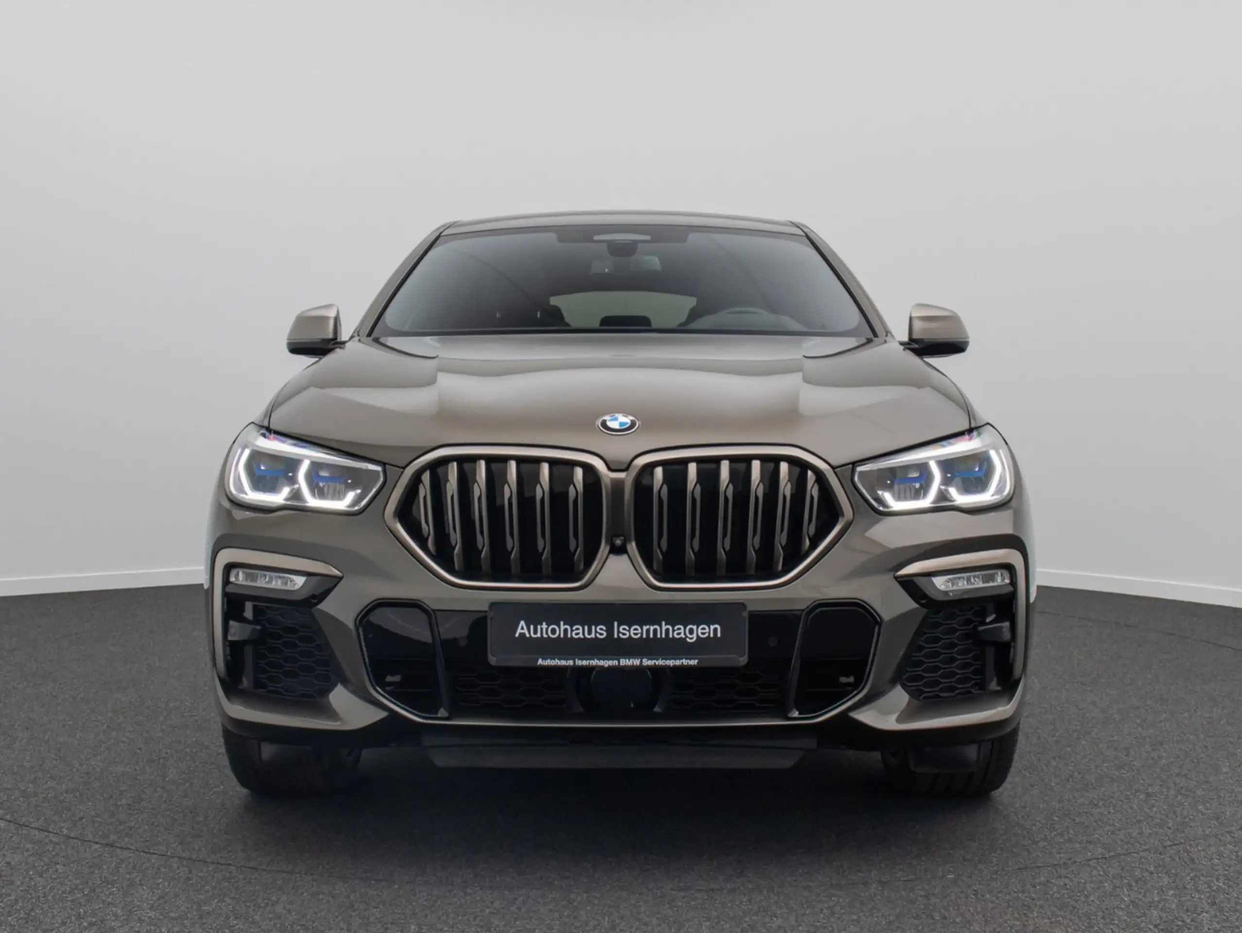 BMW - X6 M