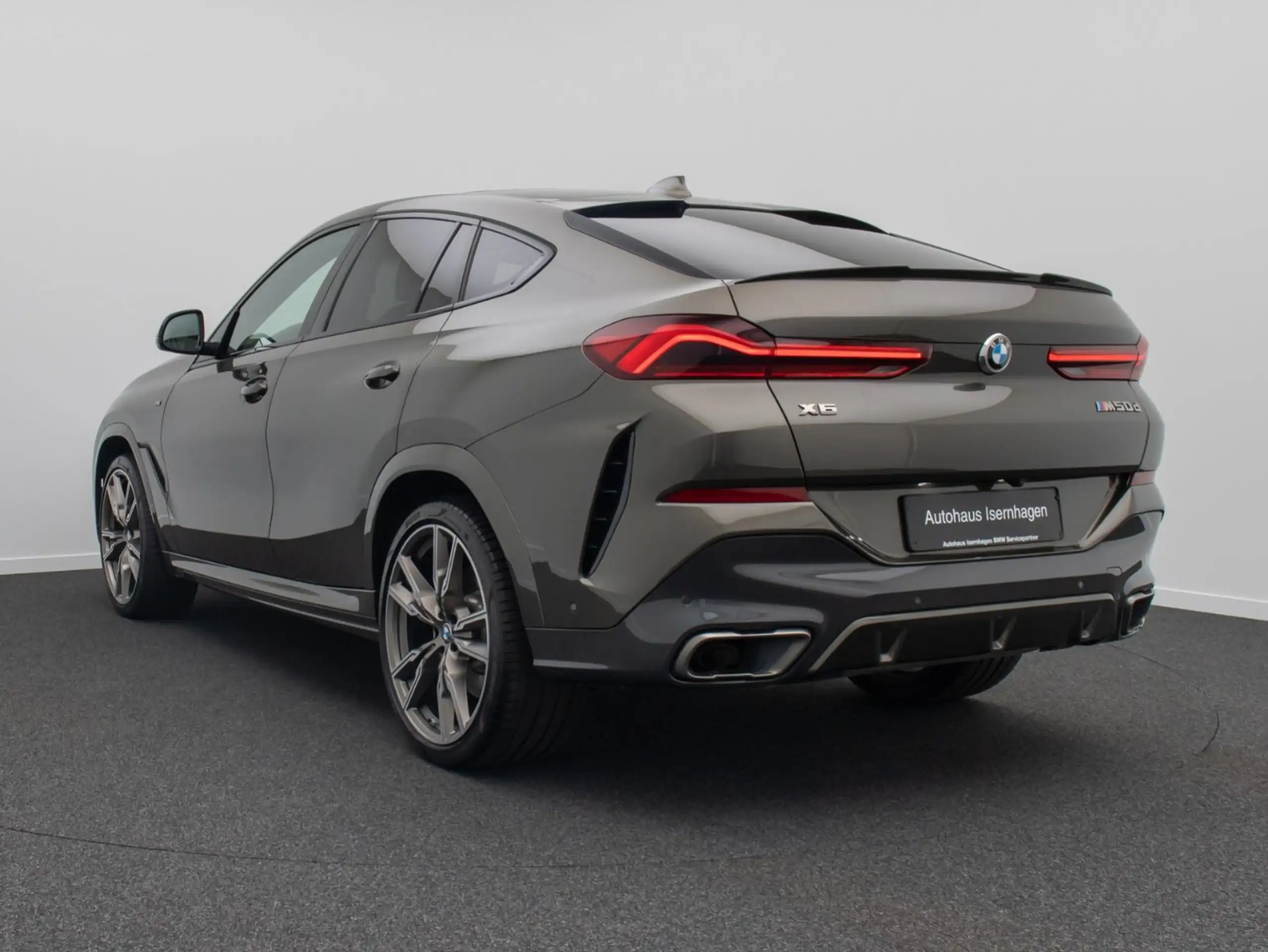 BMW - X6 M