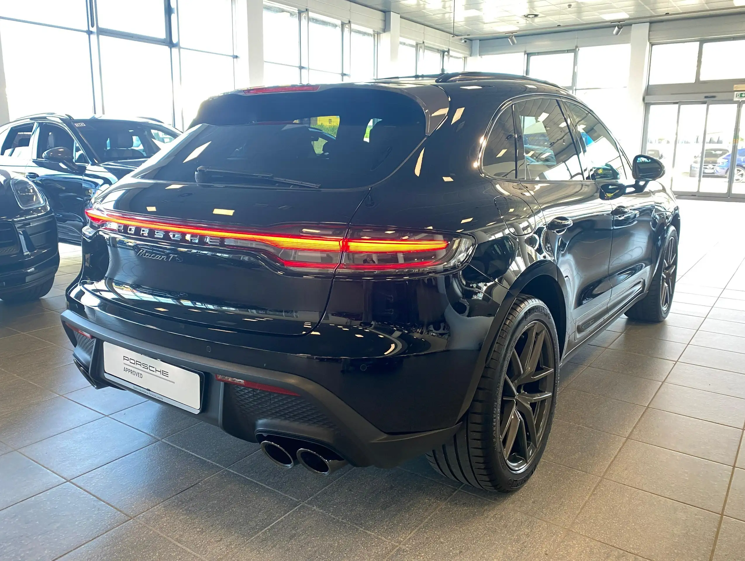 Porsche - Macan