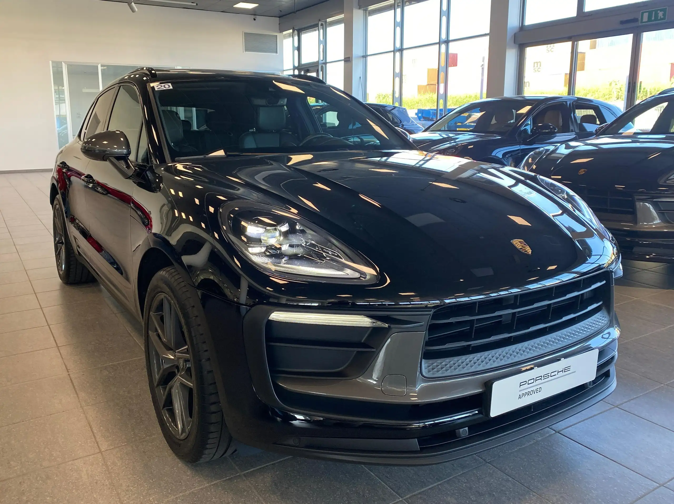 Porsche - Macan