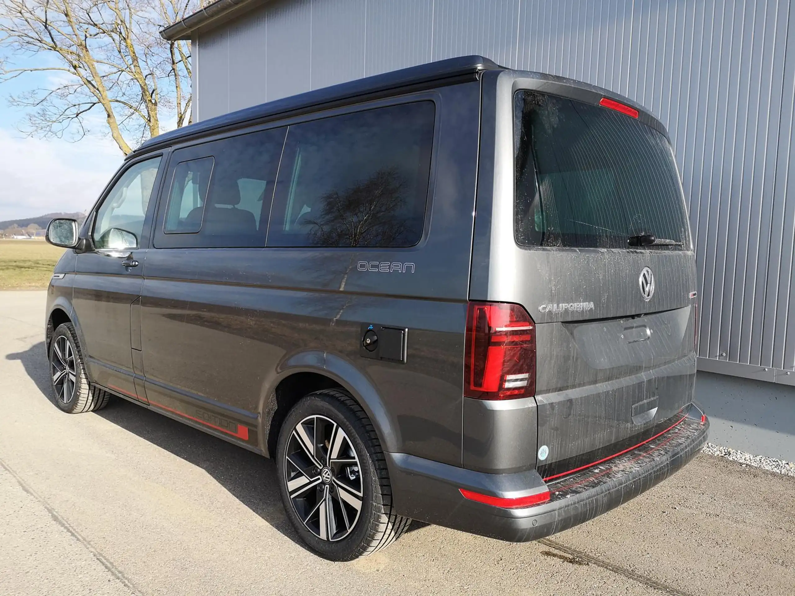 Volkswagen - T6.1 California