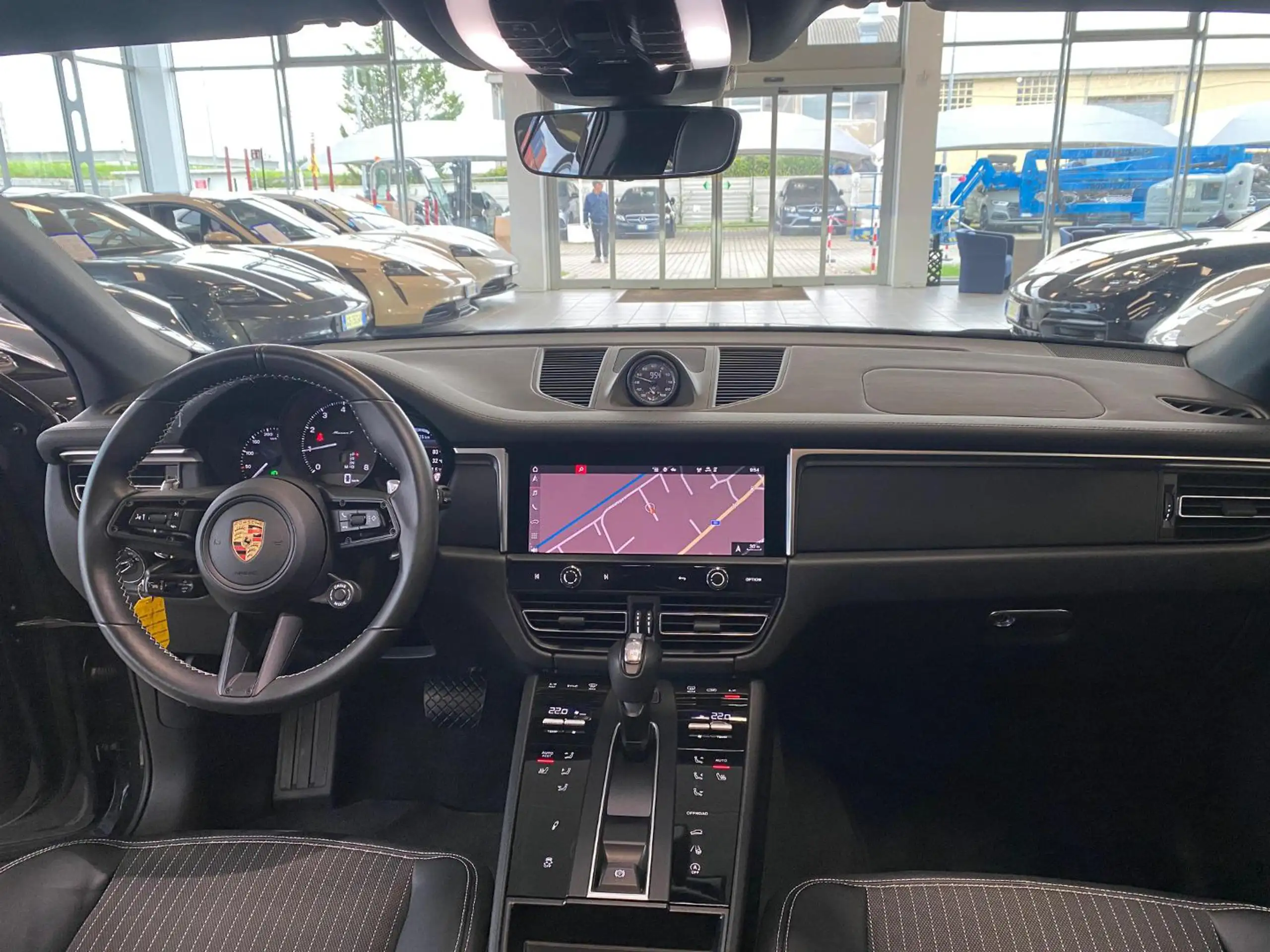 Porsche - Macan