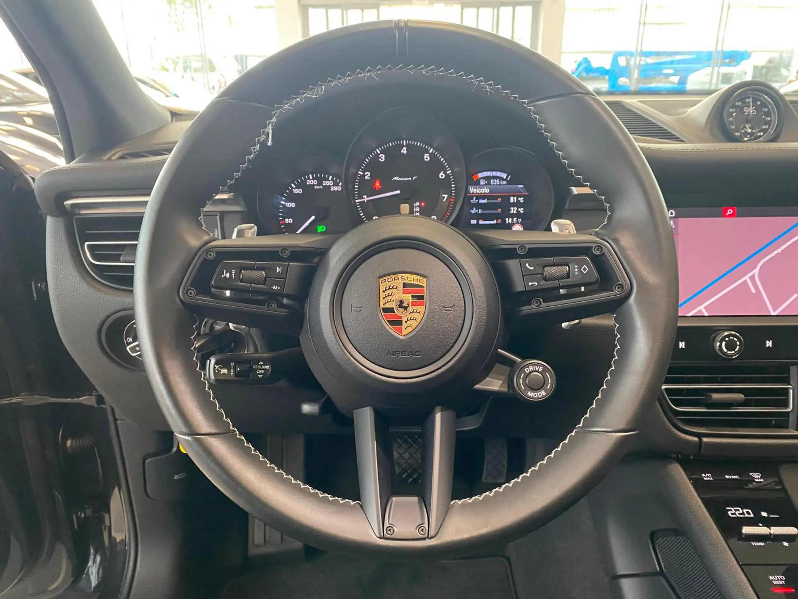 Porsche - Macan