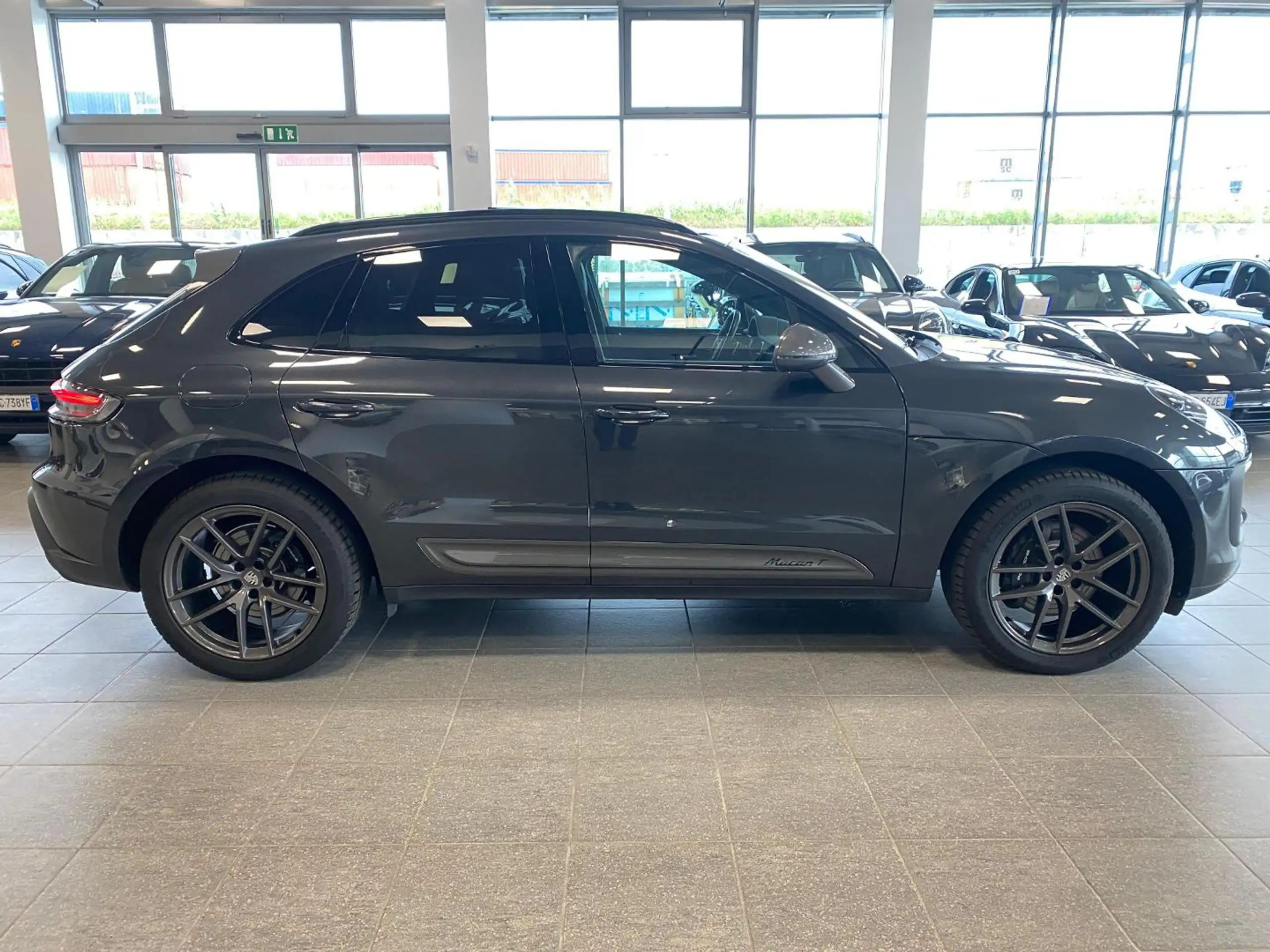 Porsche - Macan