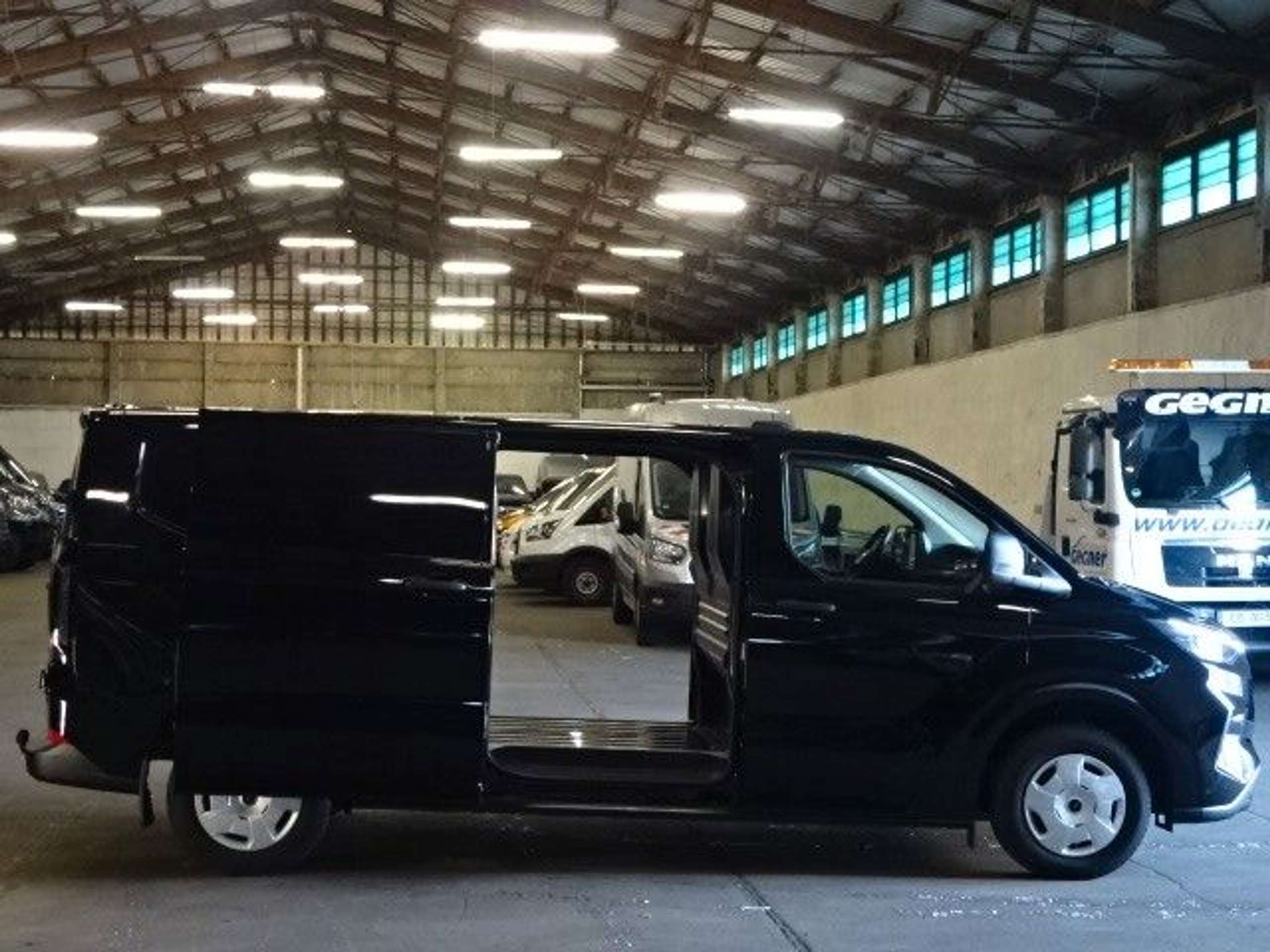 Ford - Transit Custom