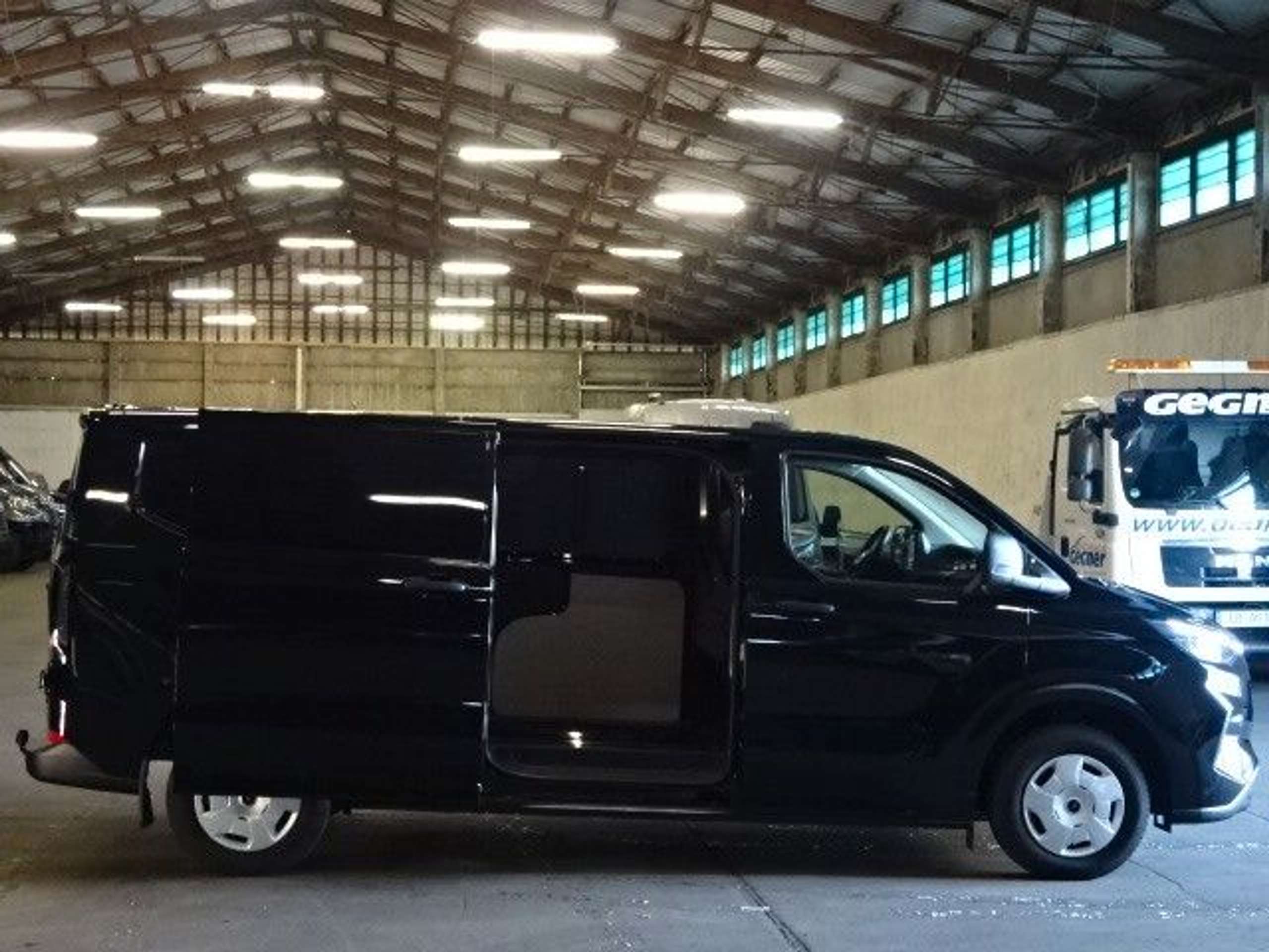 Ford - Transit Custom