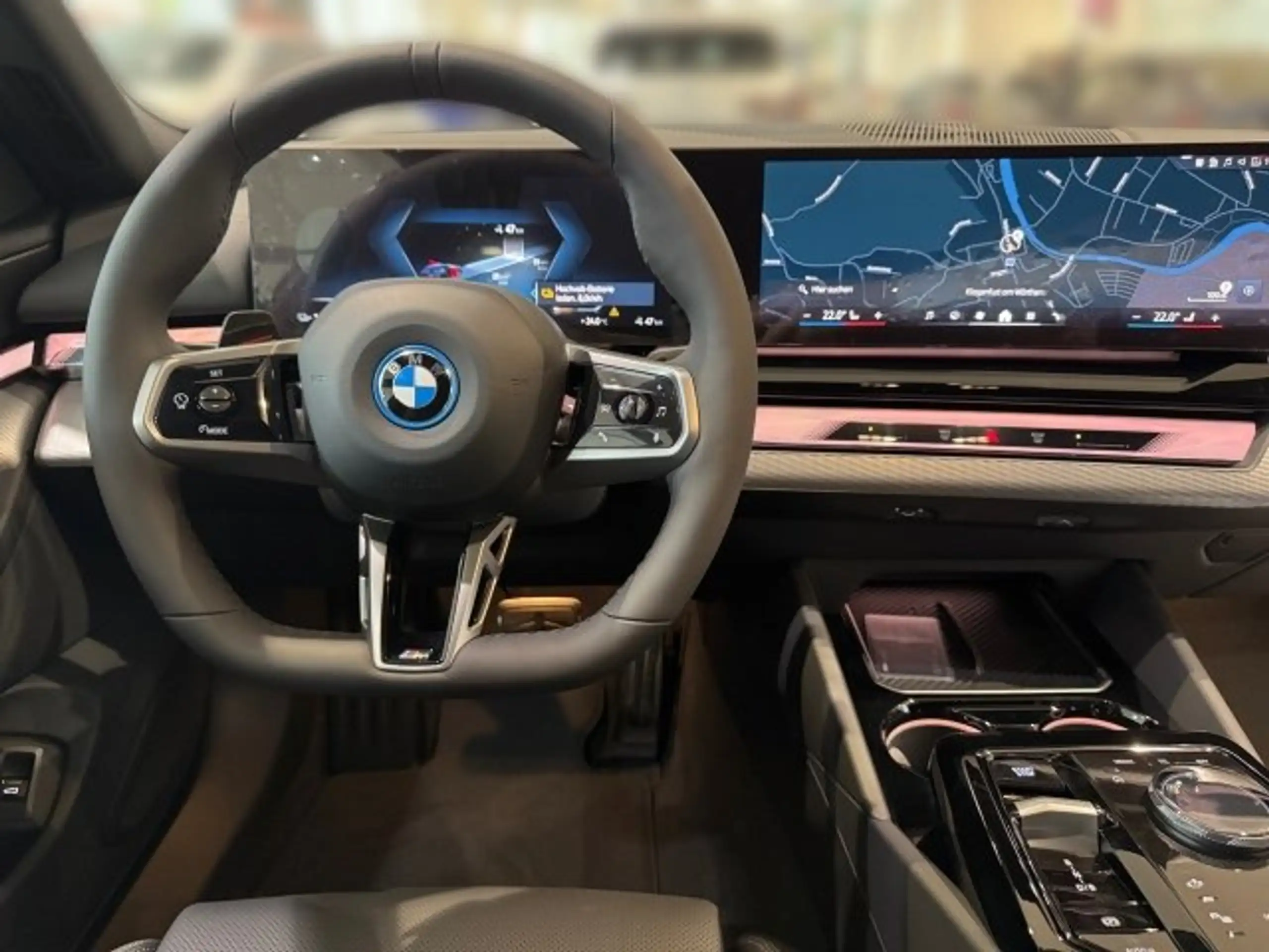 BMW - i5