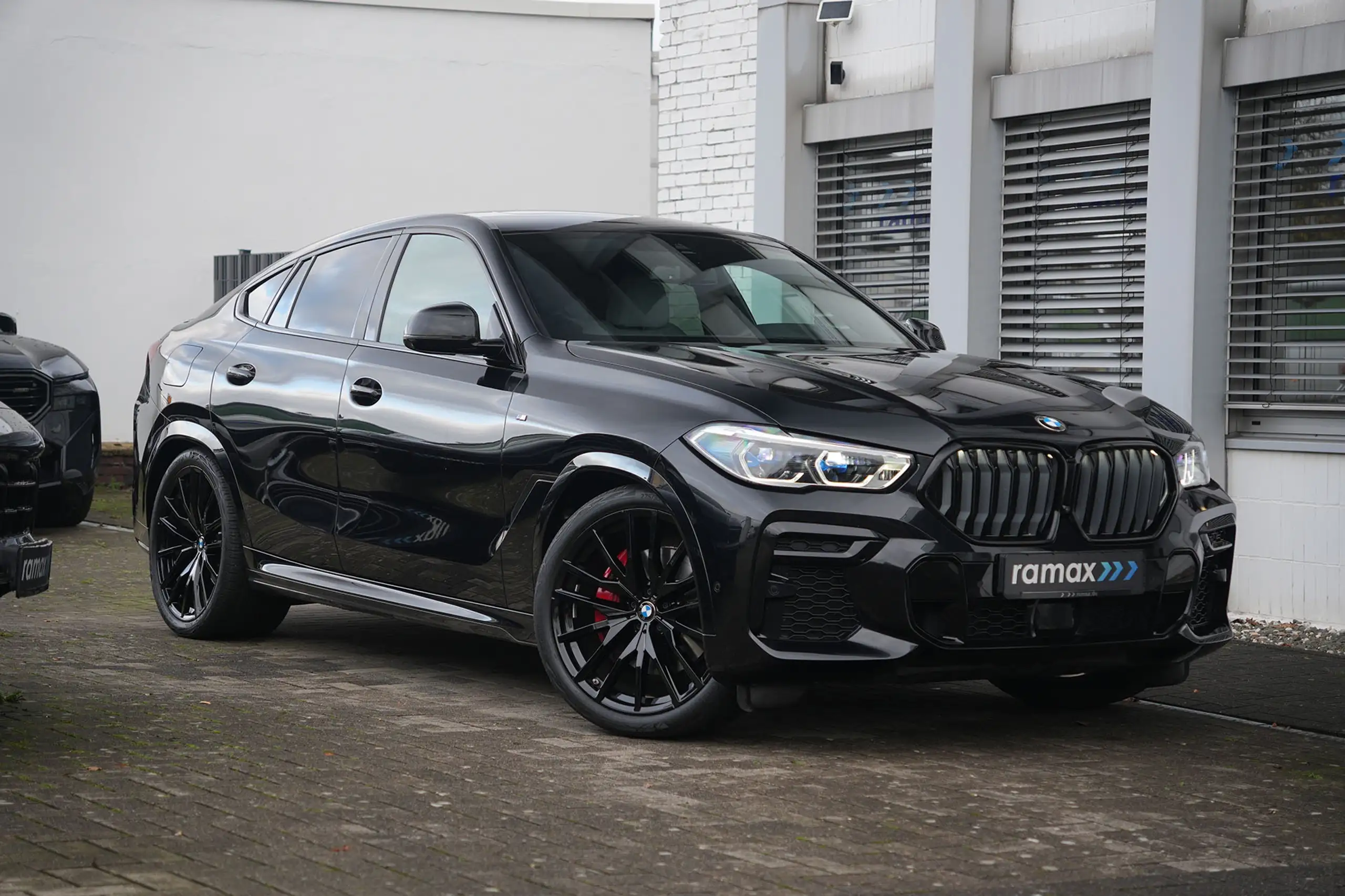 BMW - X6