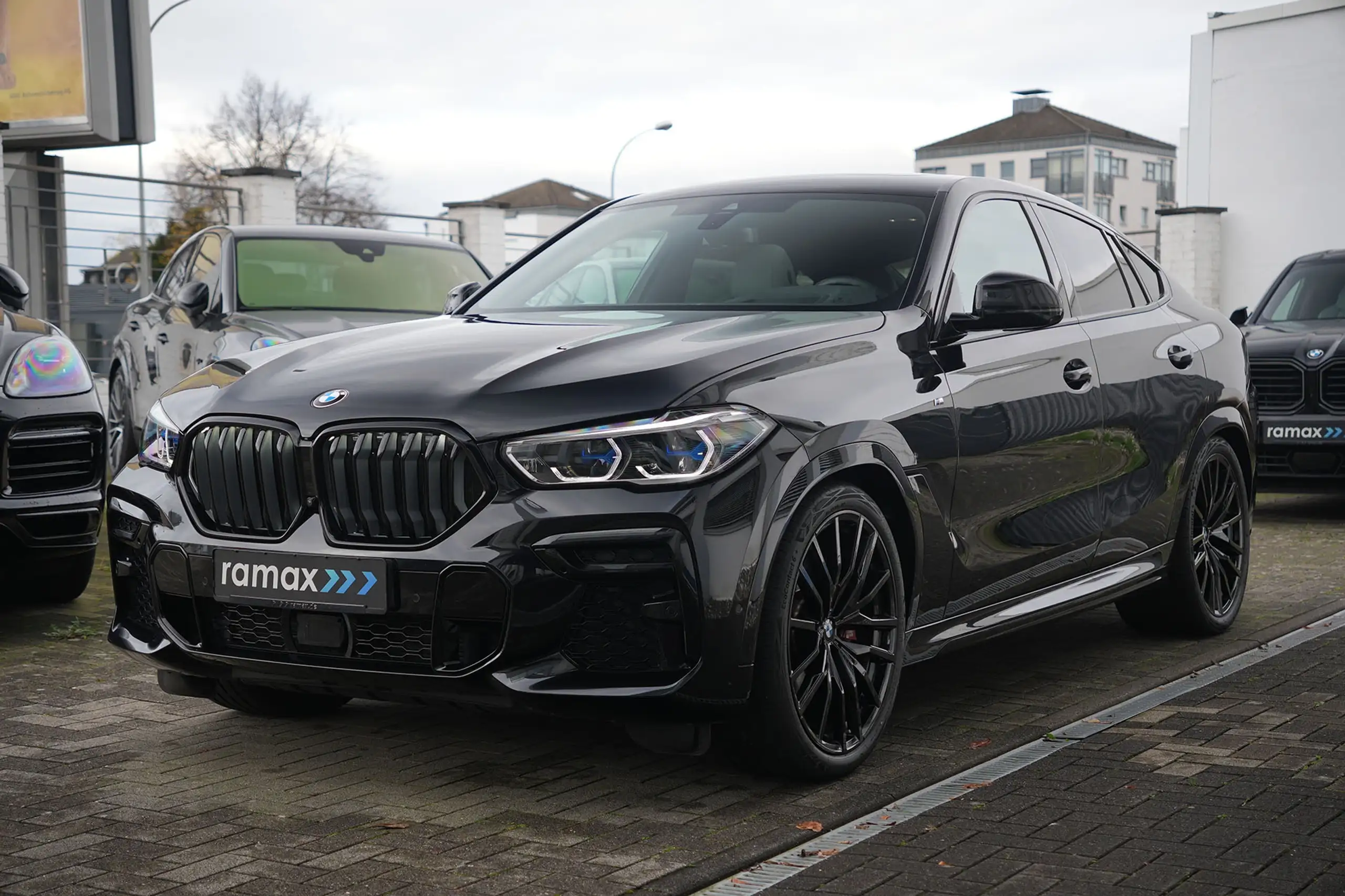 BMW - X6