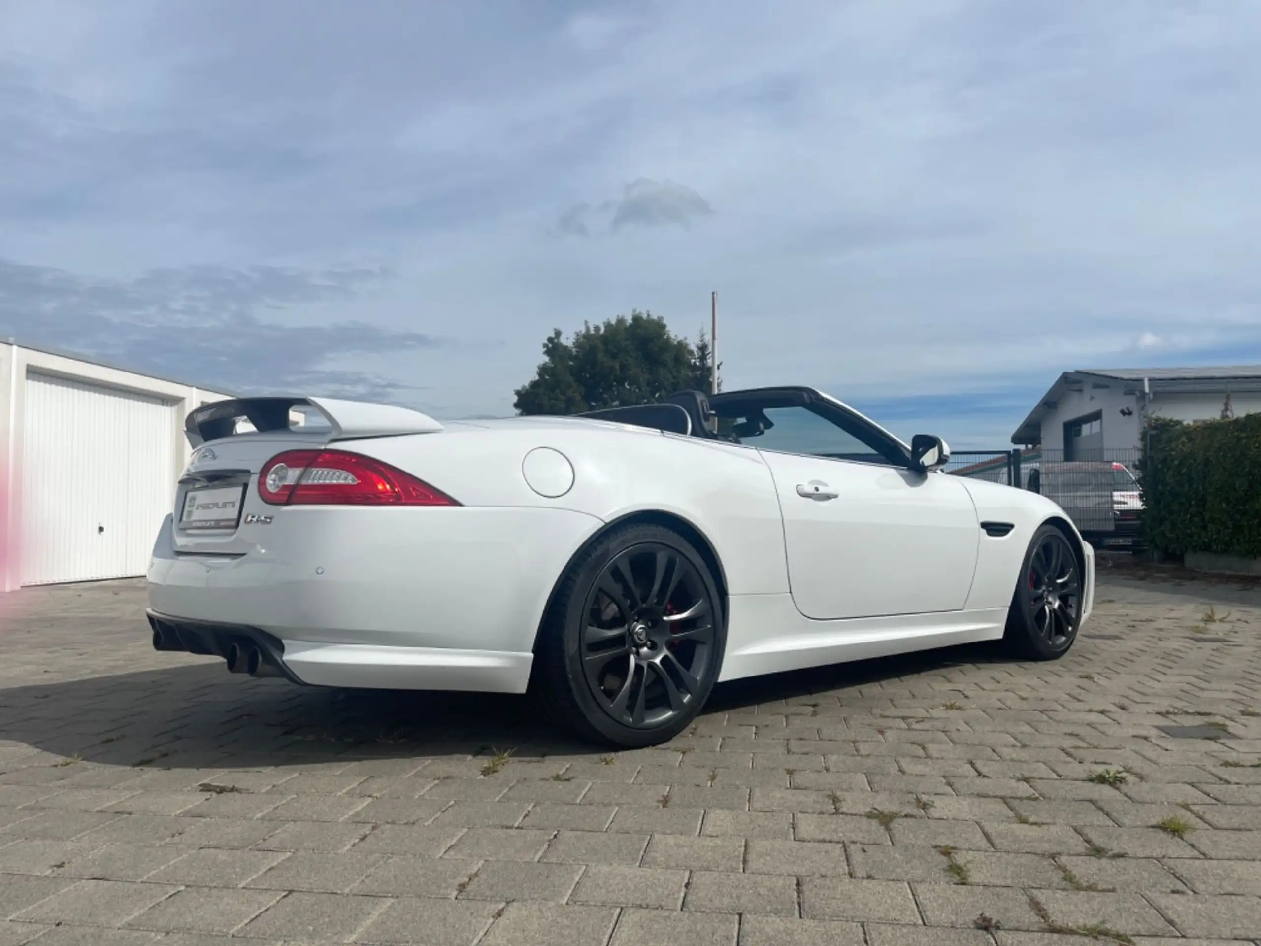 Jaguar - XK