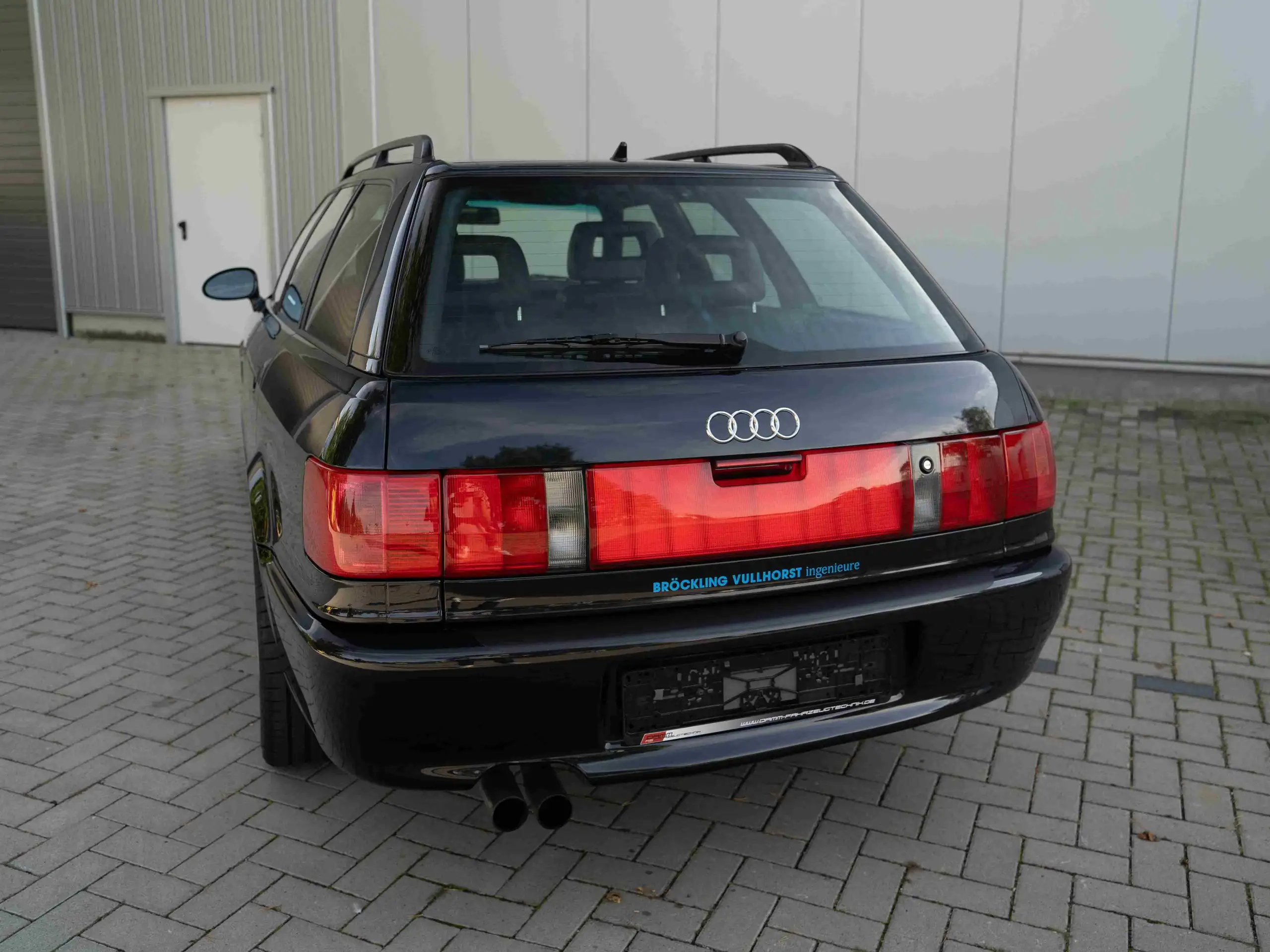 Audi - RS2