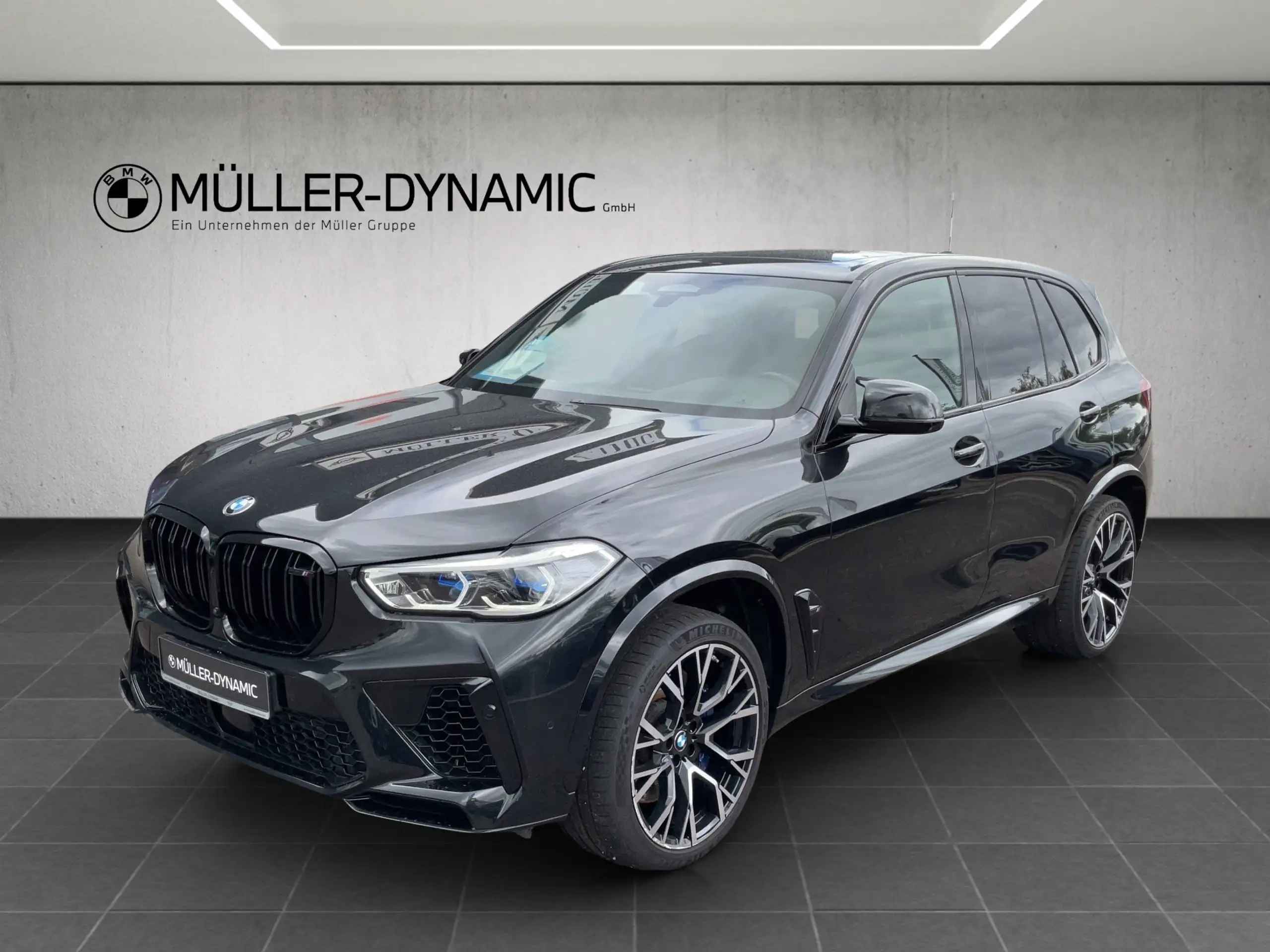 BMW - X5 M