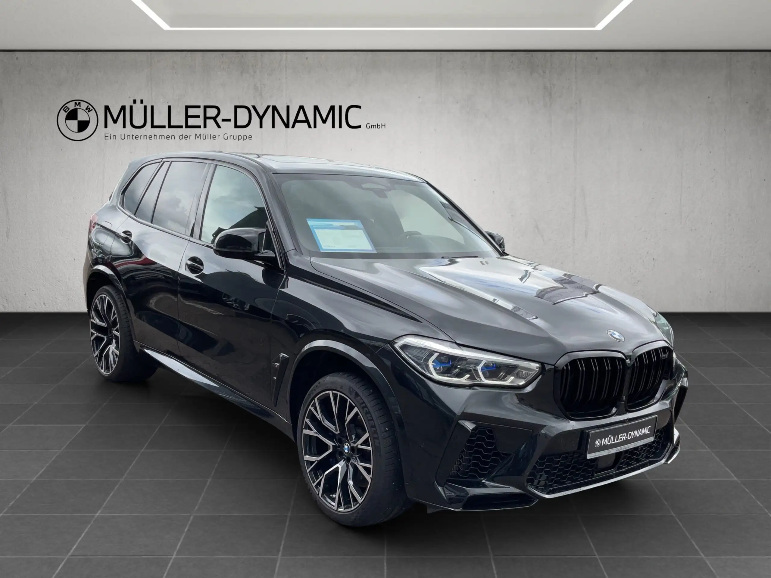 BMW - X5 M