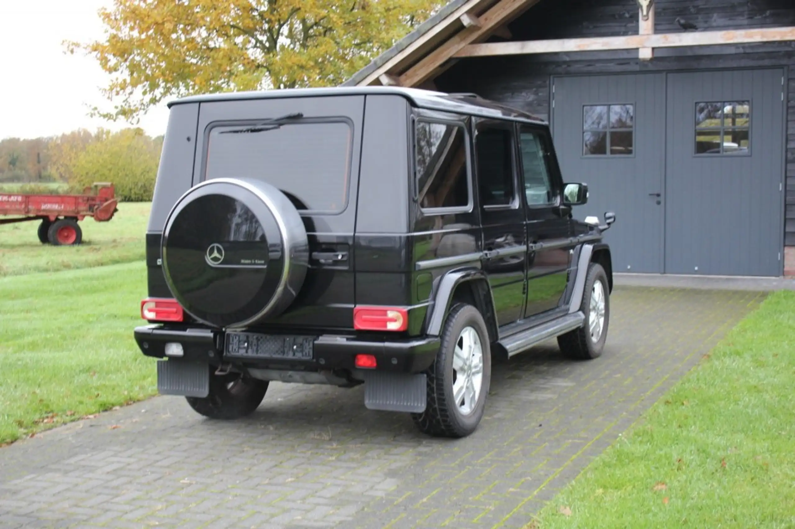 Mercedes-Benz - G 500