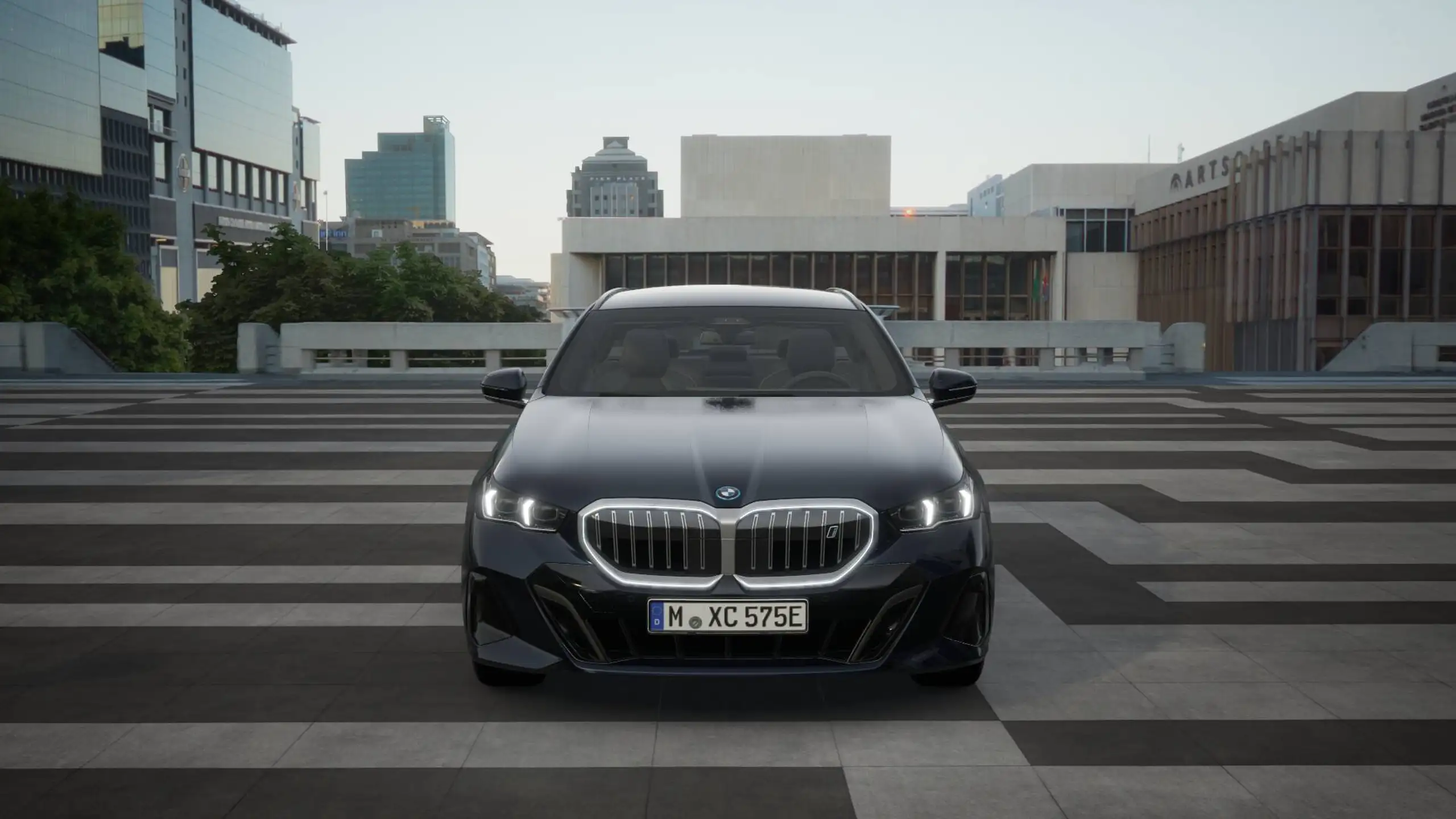 BMW - i5