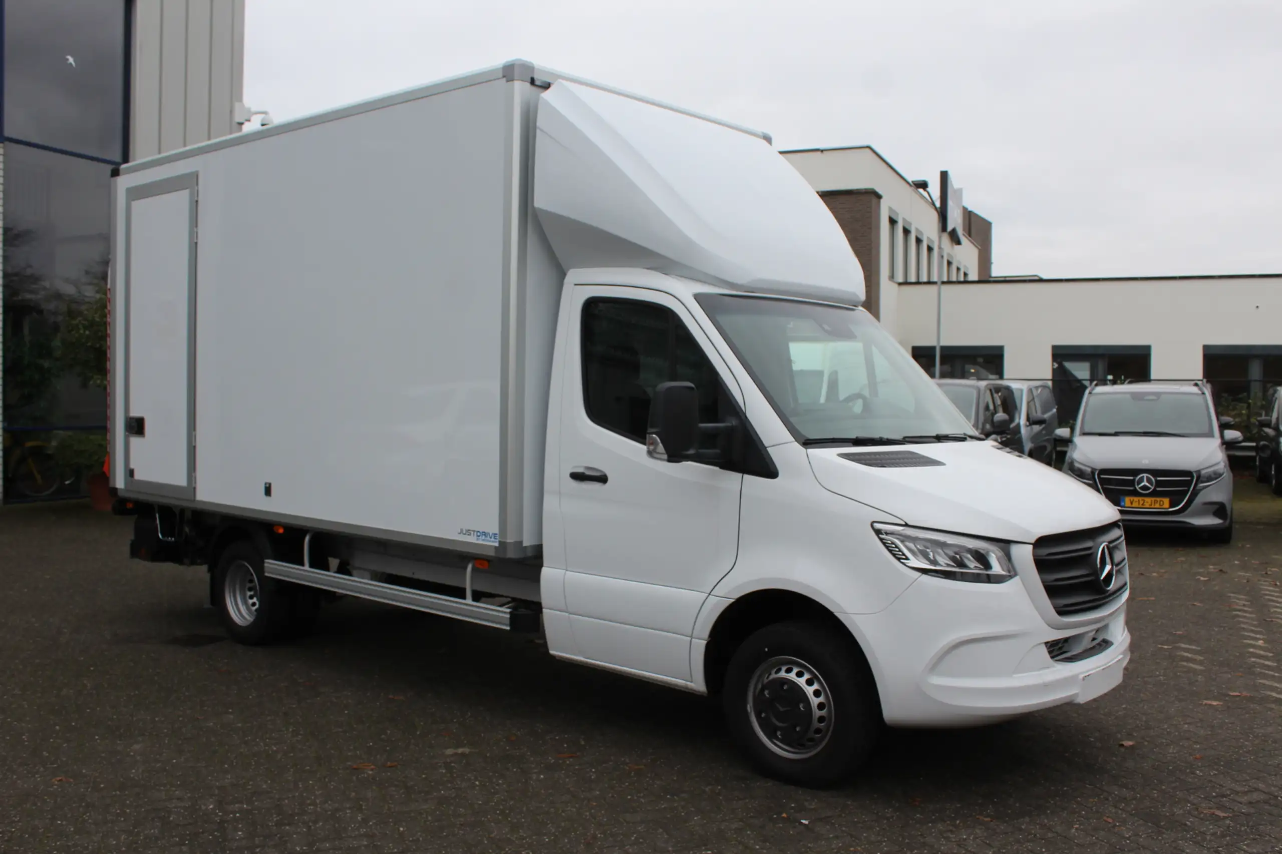 Mercedes-Benz - Sprinter