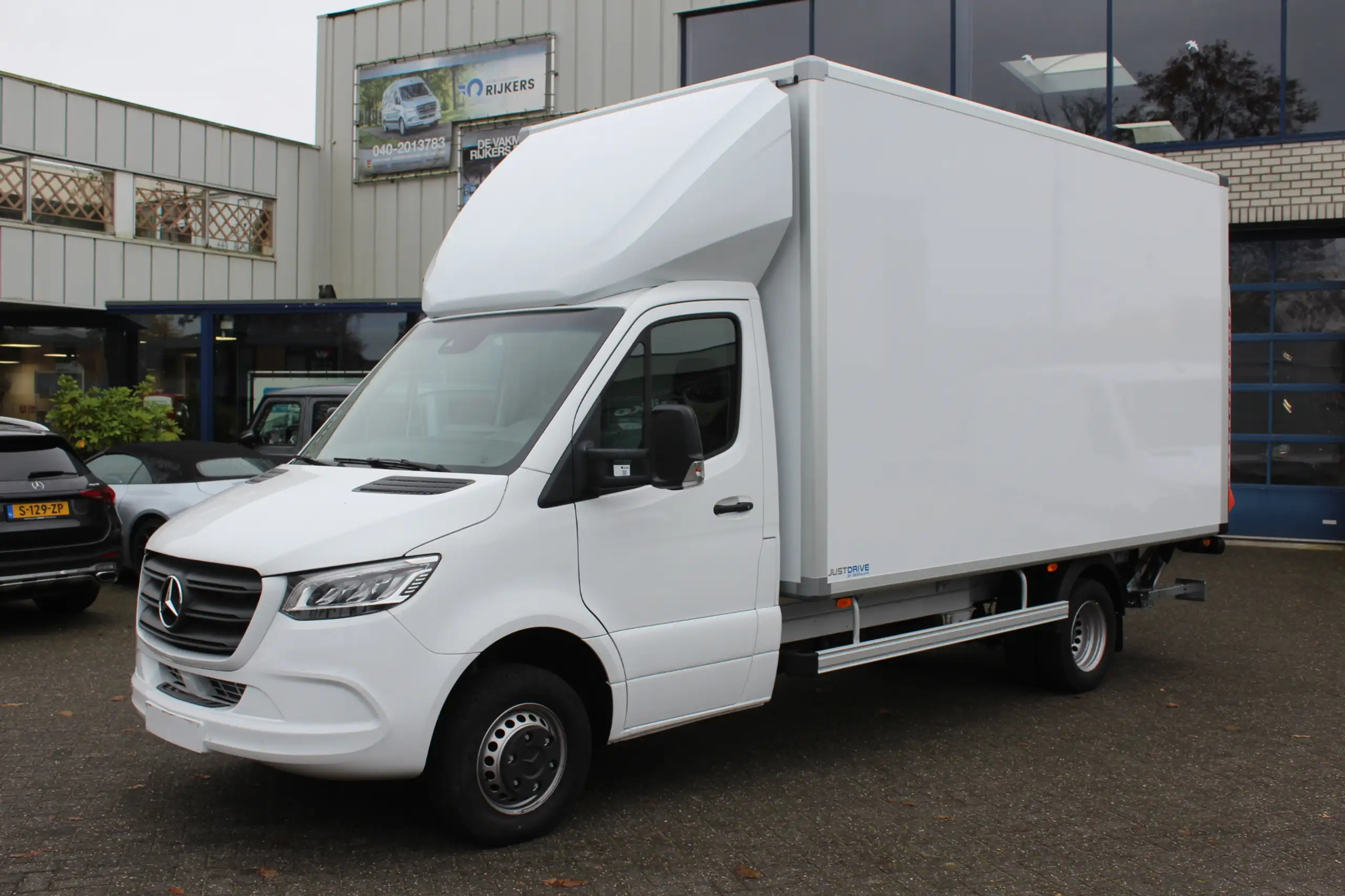 Mercedes-Benz - Sprinter