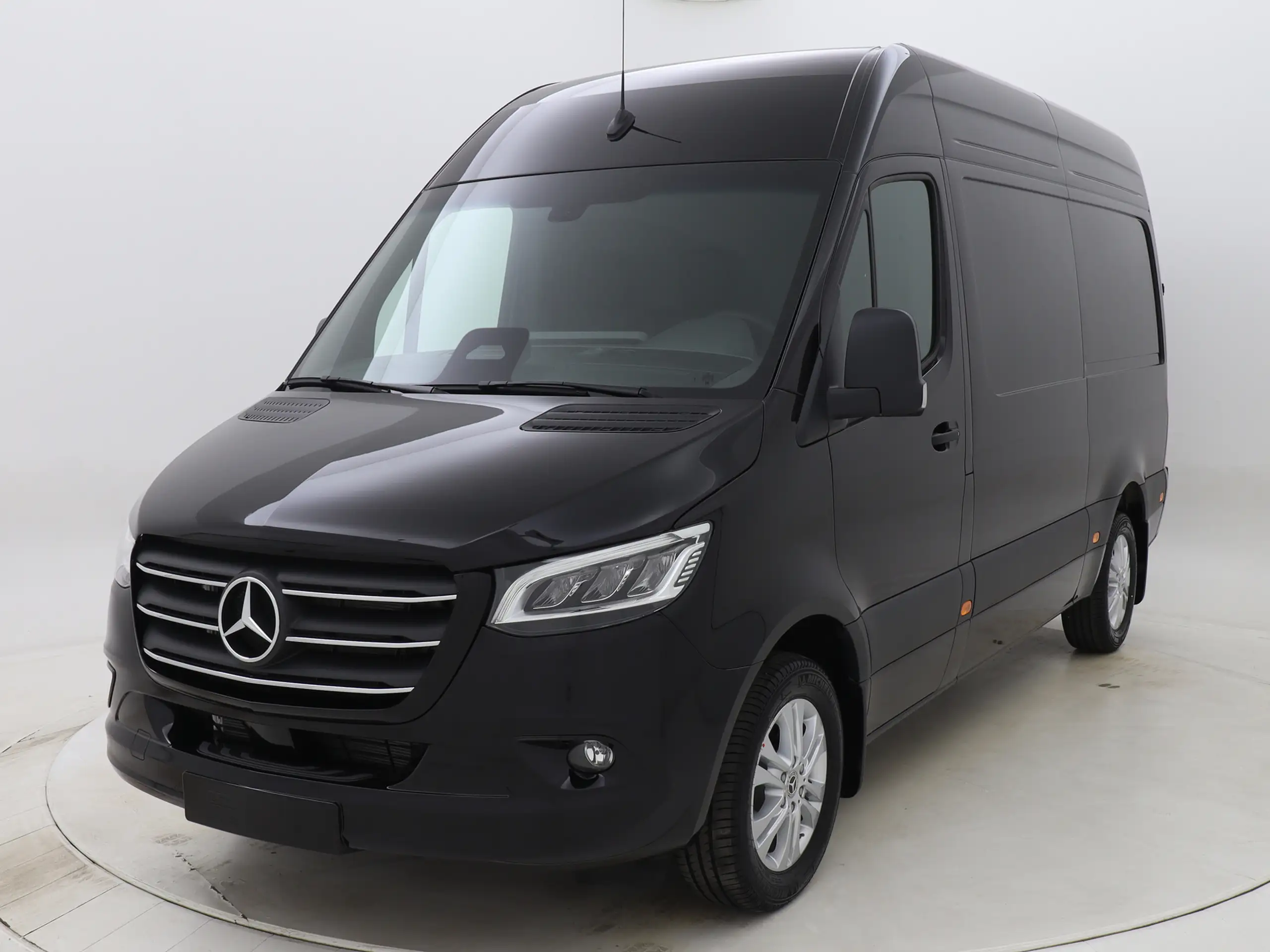 Mercedes-Benz - Sprinter