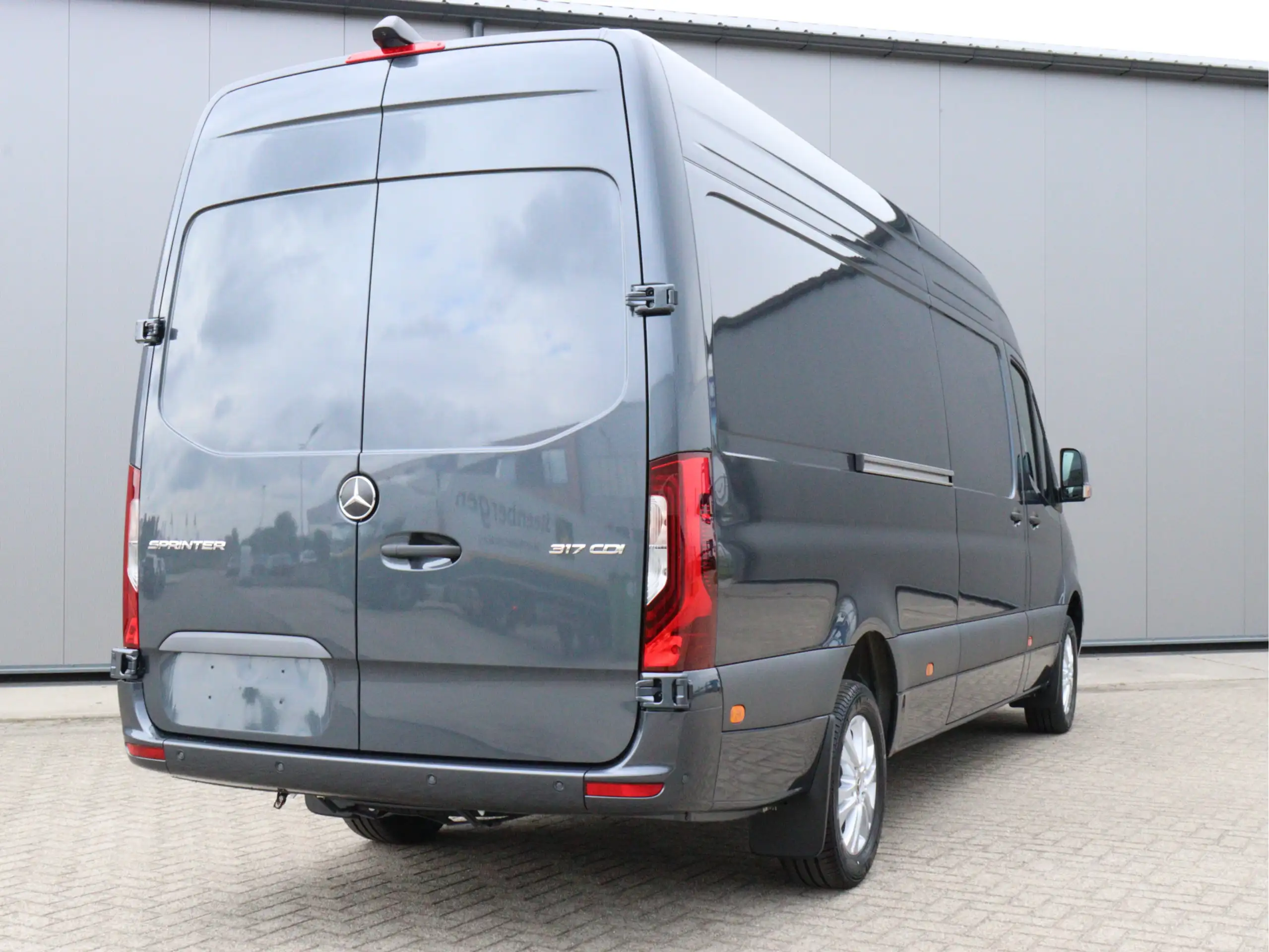 Mercedes-Benz - Sprinter