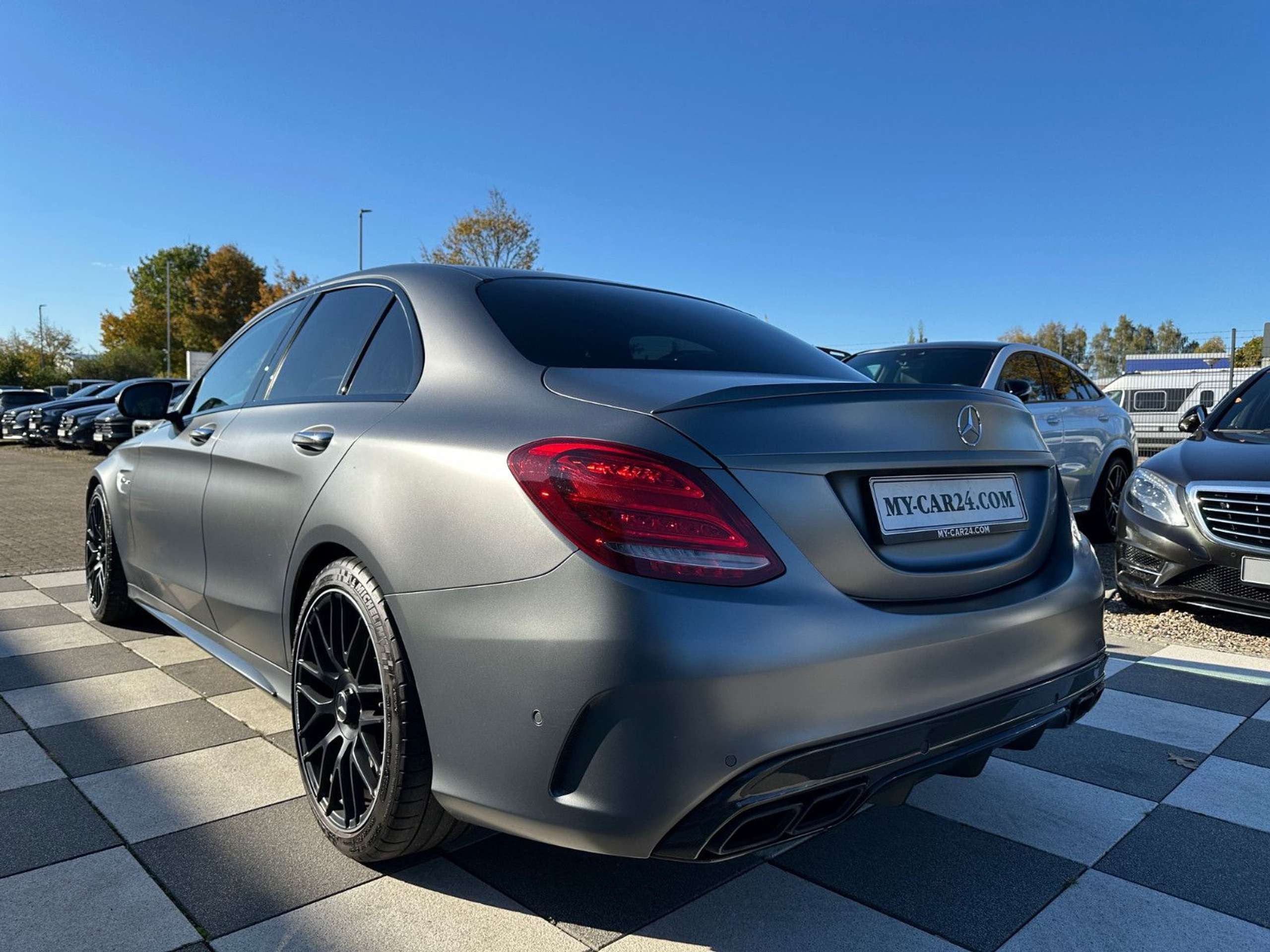 Mercedes-Benz - C 63 AMG