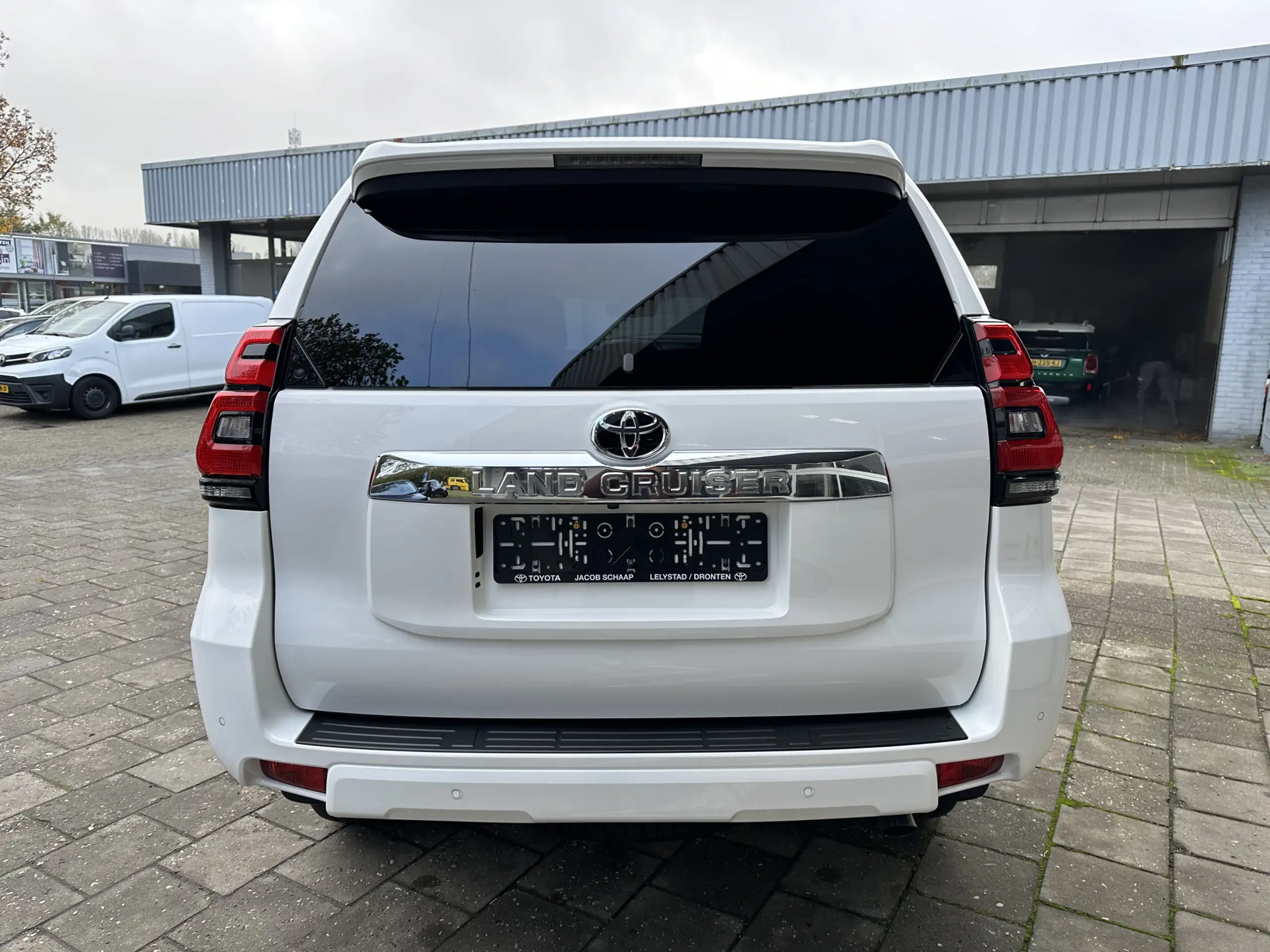 Toyota - Land Cruiser