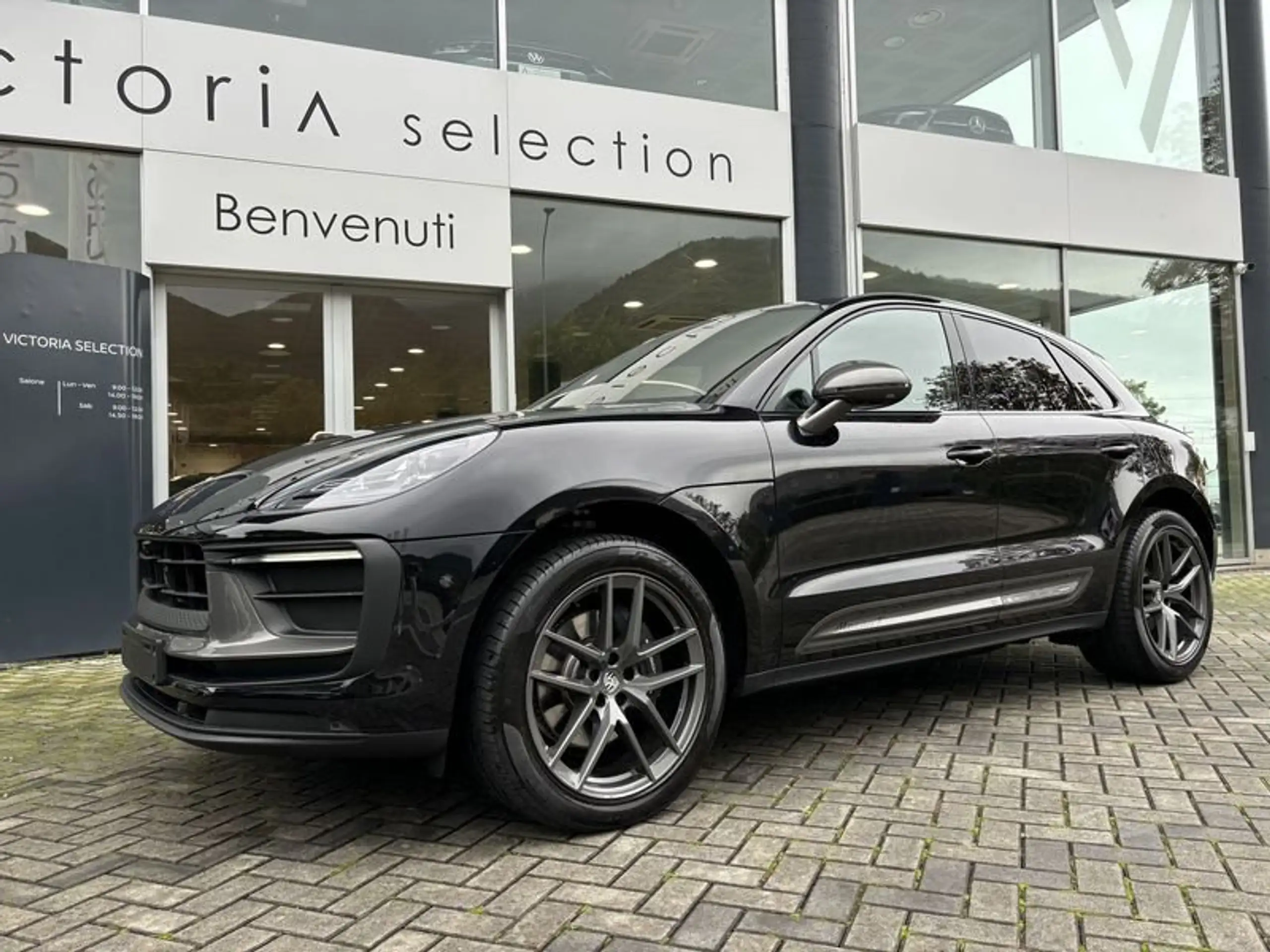 Porsche - Macan