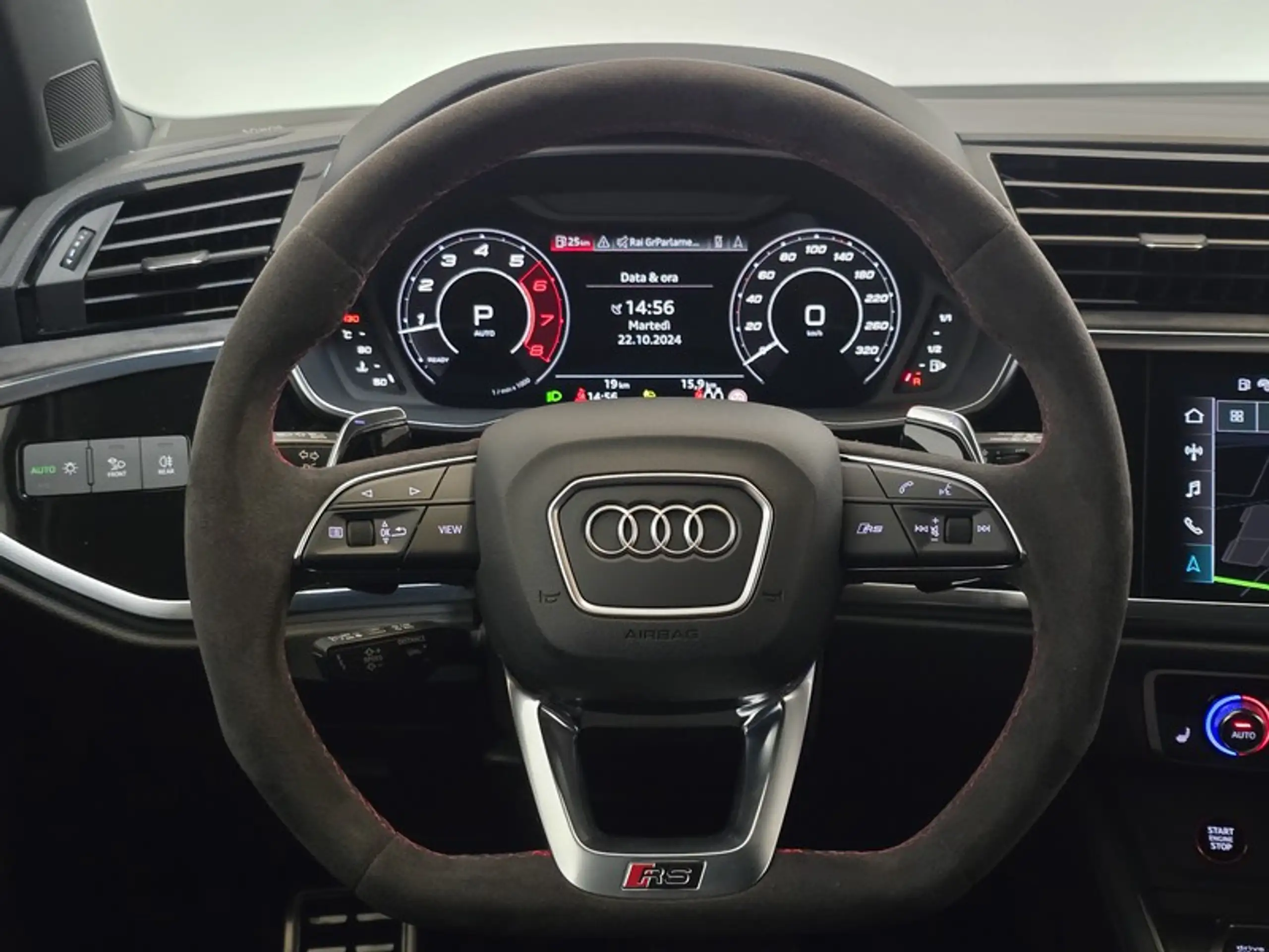 Audi - RS Q3