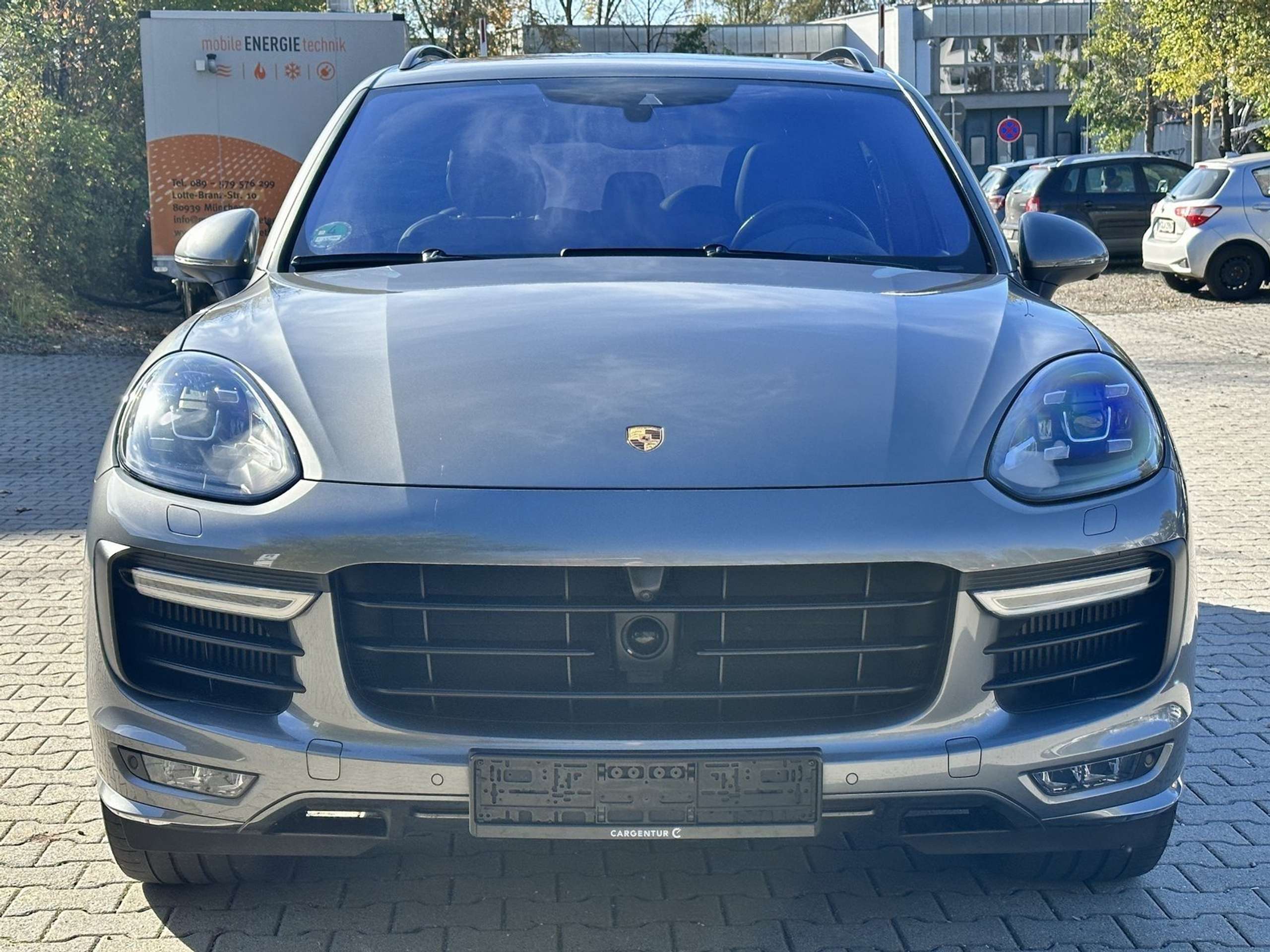 Porsche - Cayenne