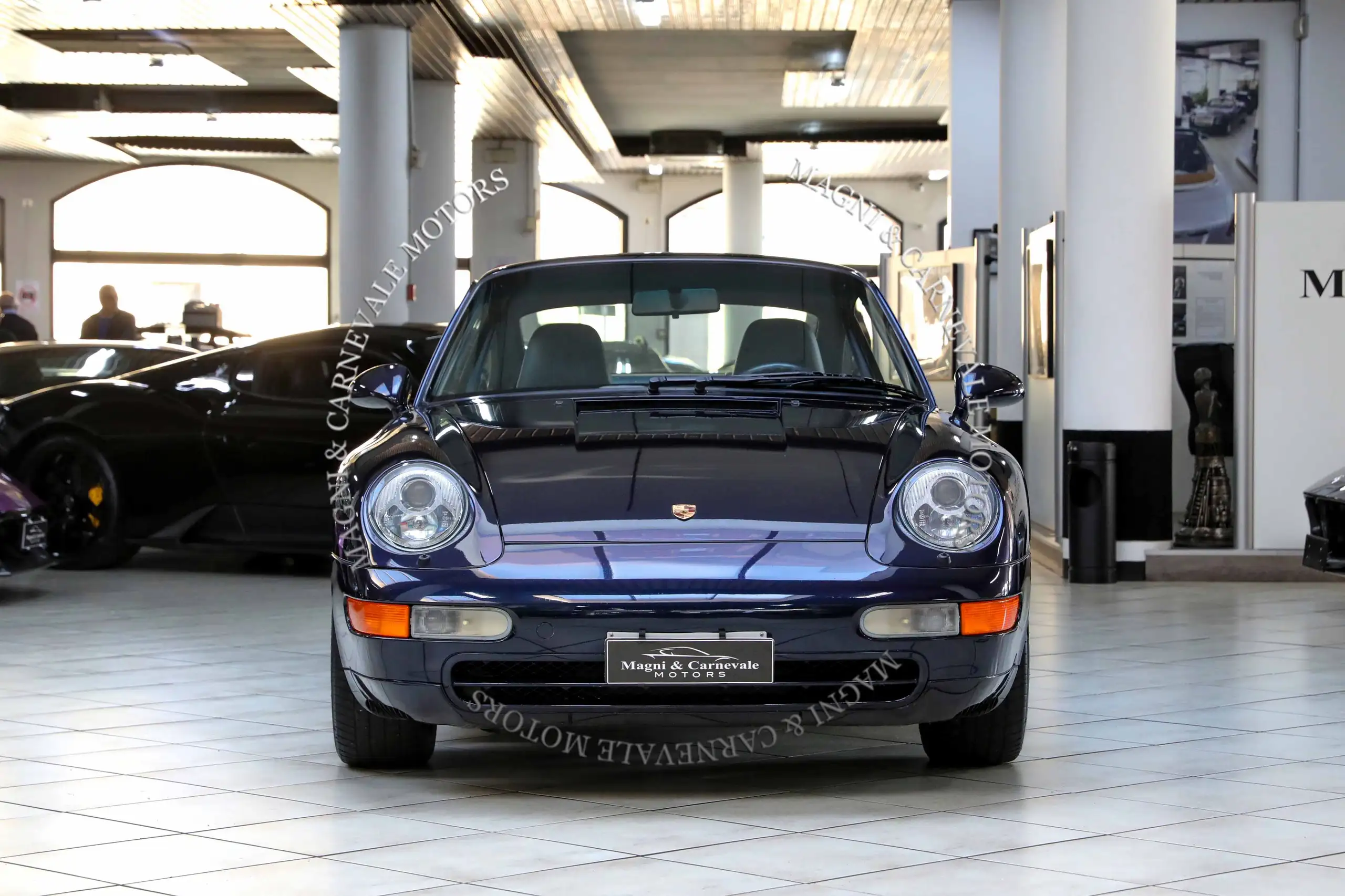 Porsche - 911