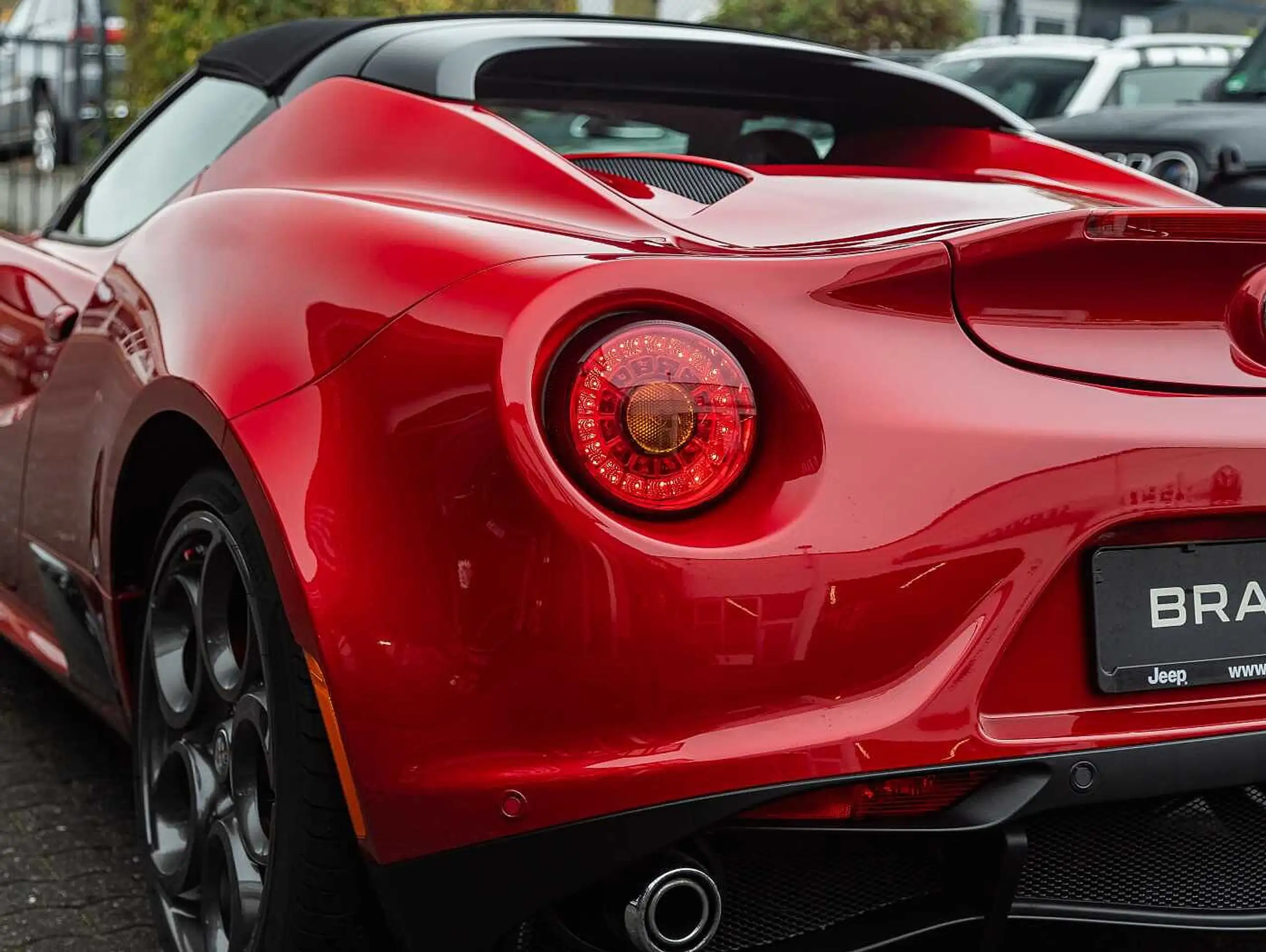 Alfa Romeo - 4C