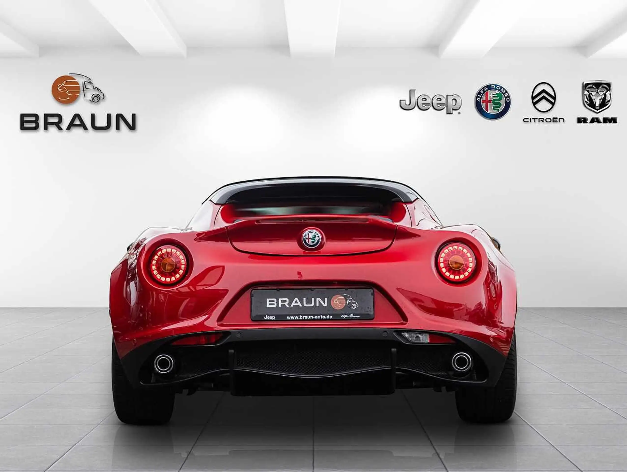 Alfa Romeo - 4C