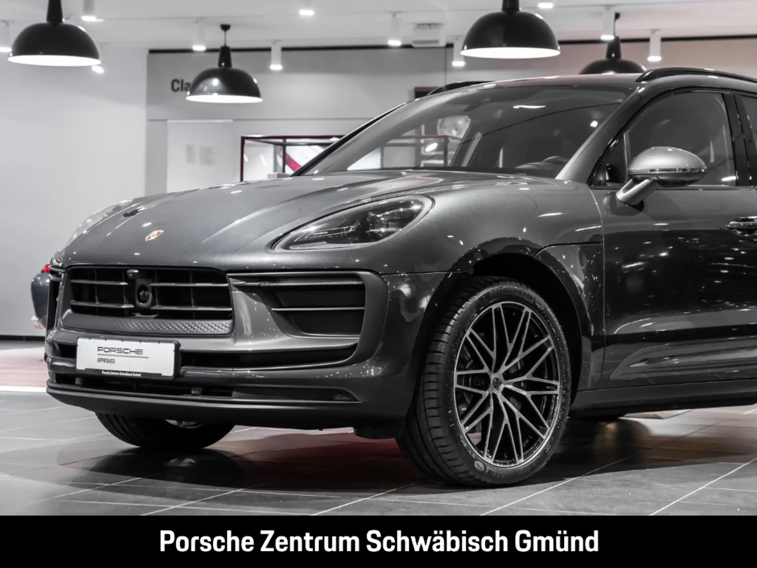 Porsche - Macan