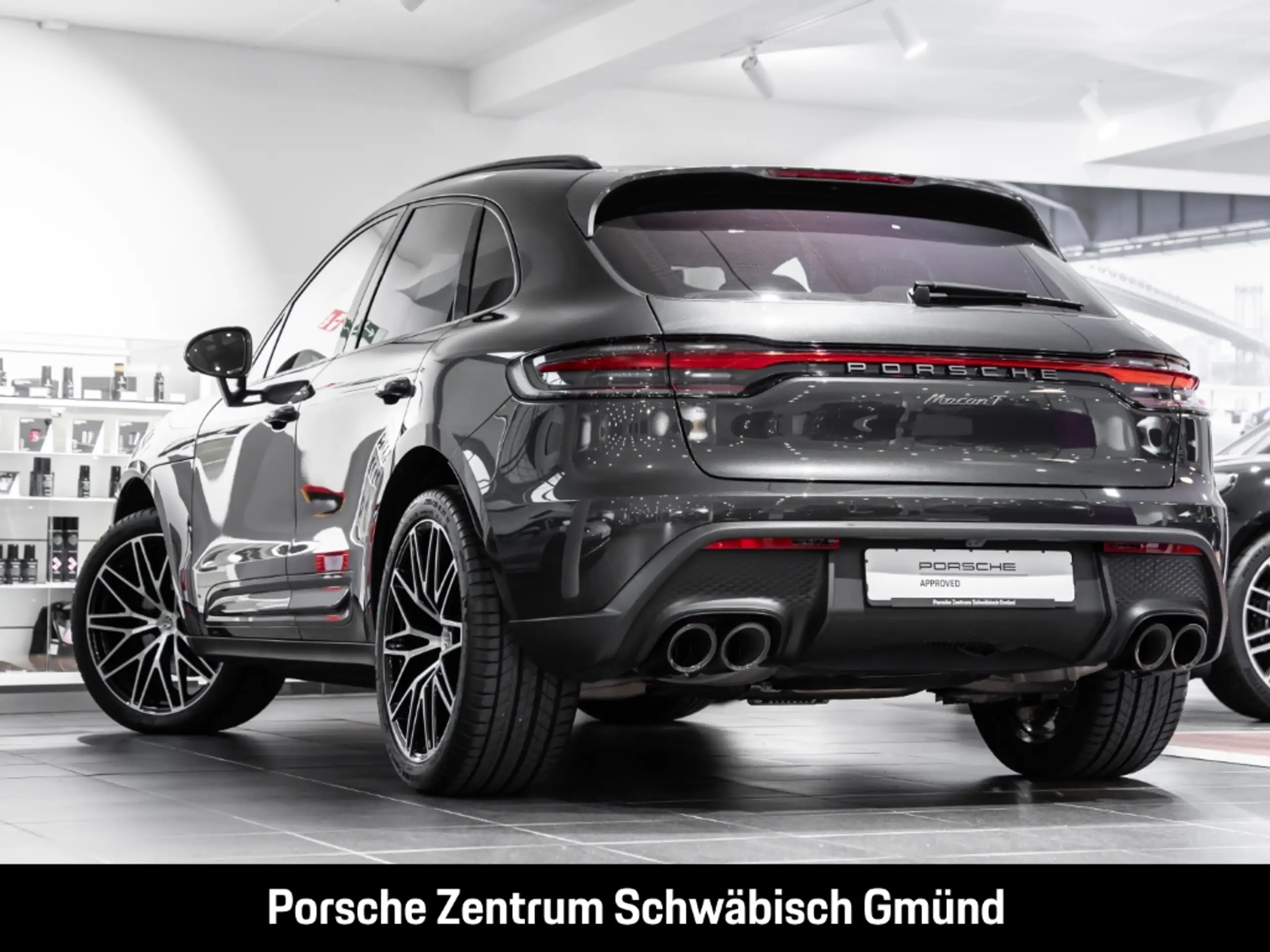 Porsche - Macan