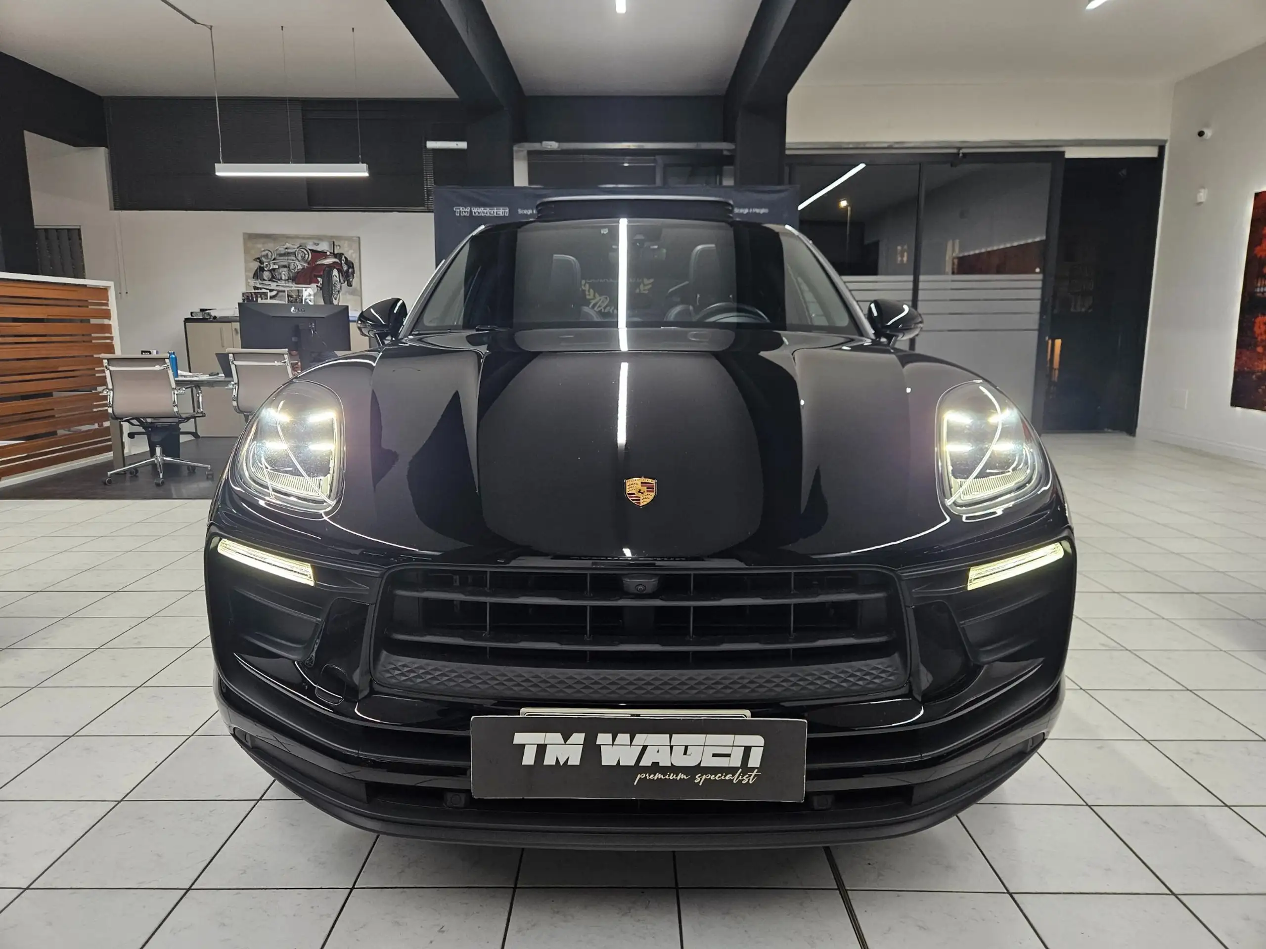 Porsche - Macan