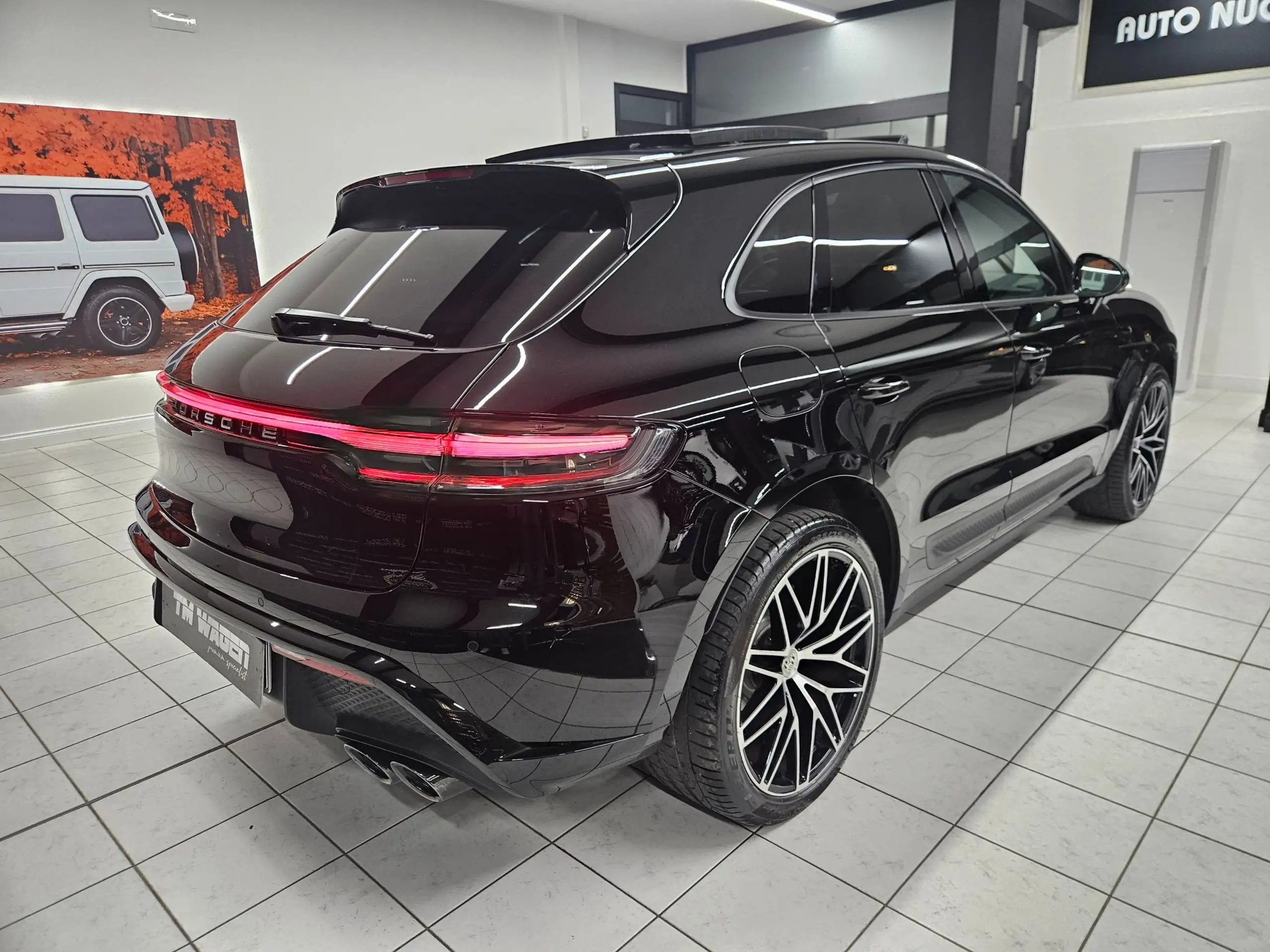 Porsche - Macan