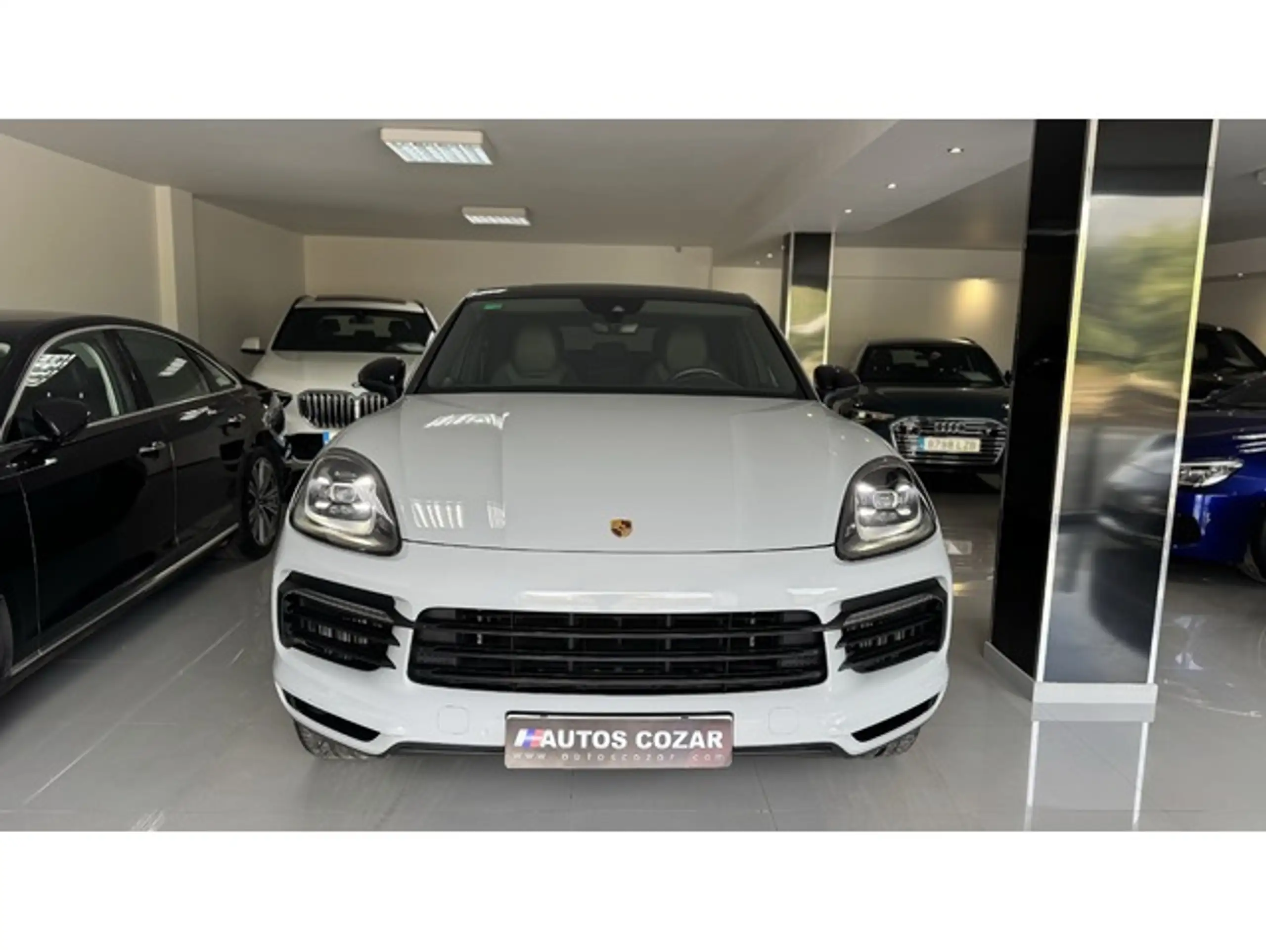 Porsche - Cayenne