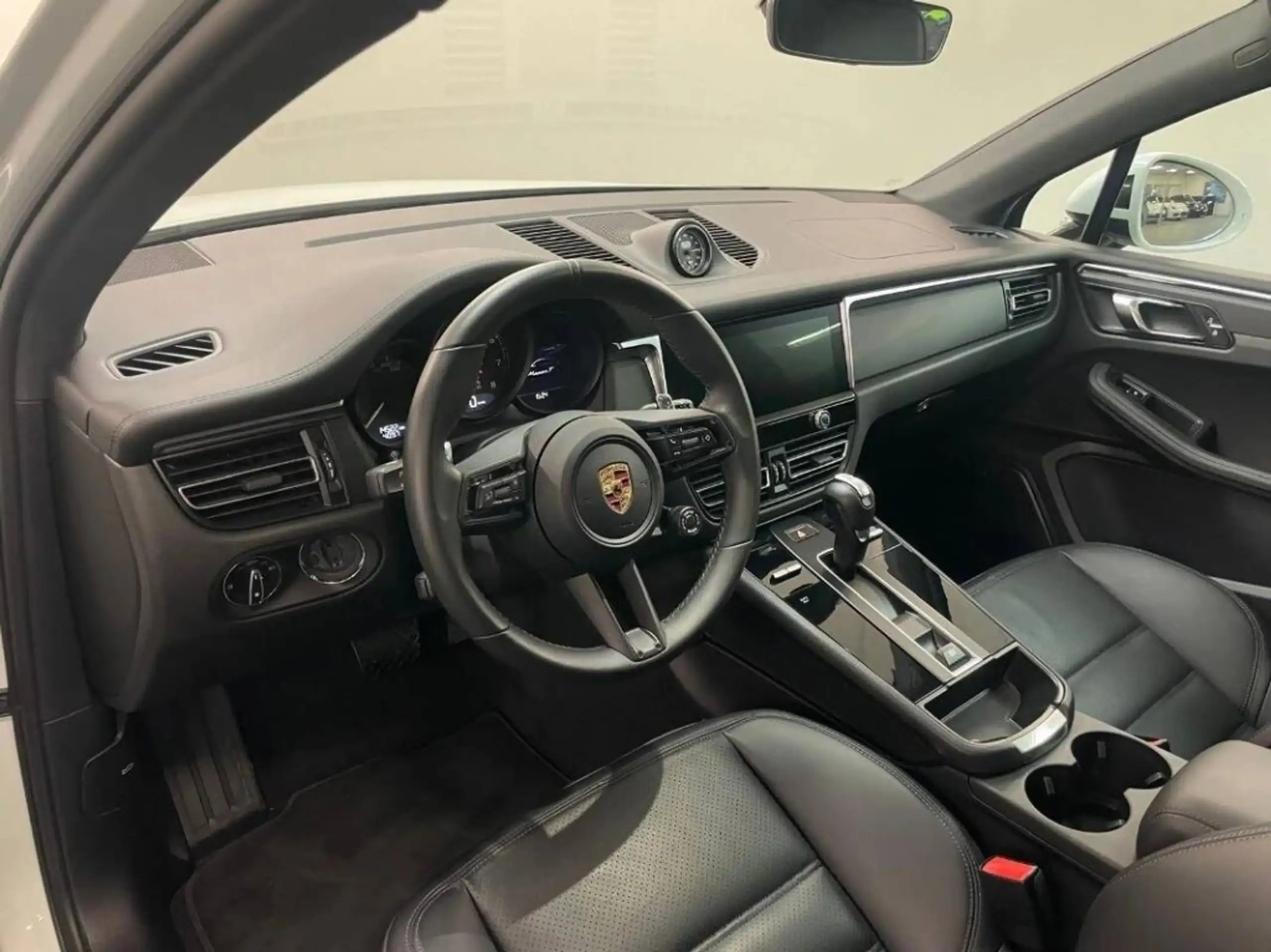 Porsche - Macan