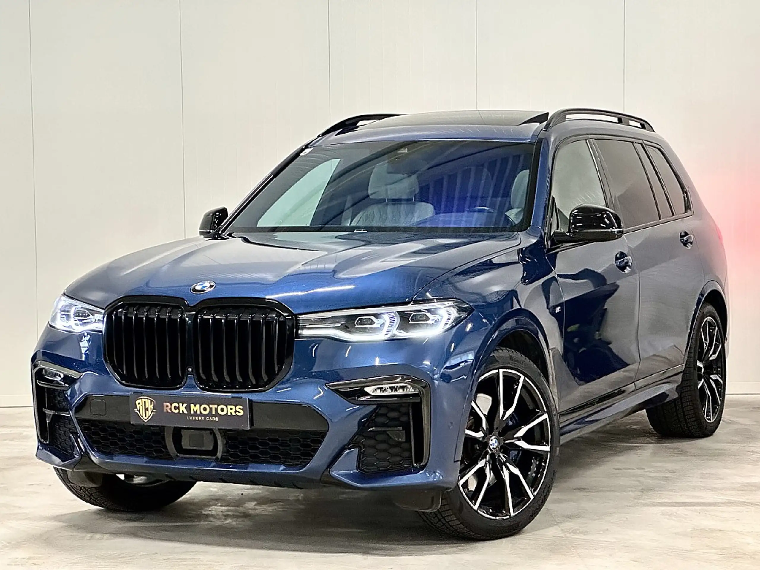 BMW - X7