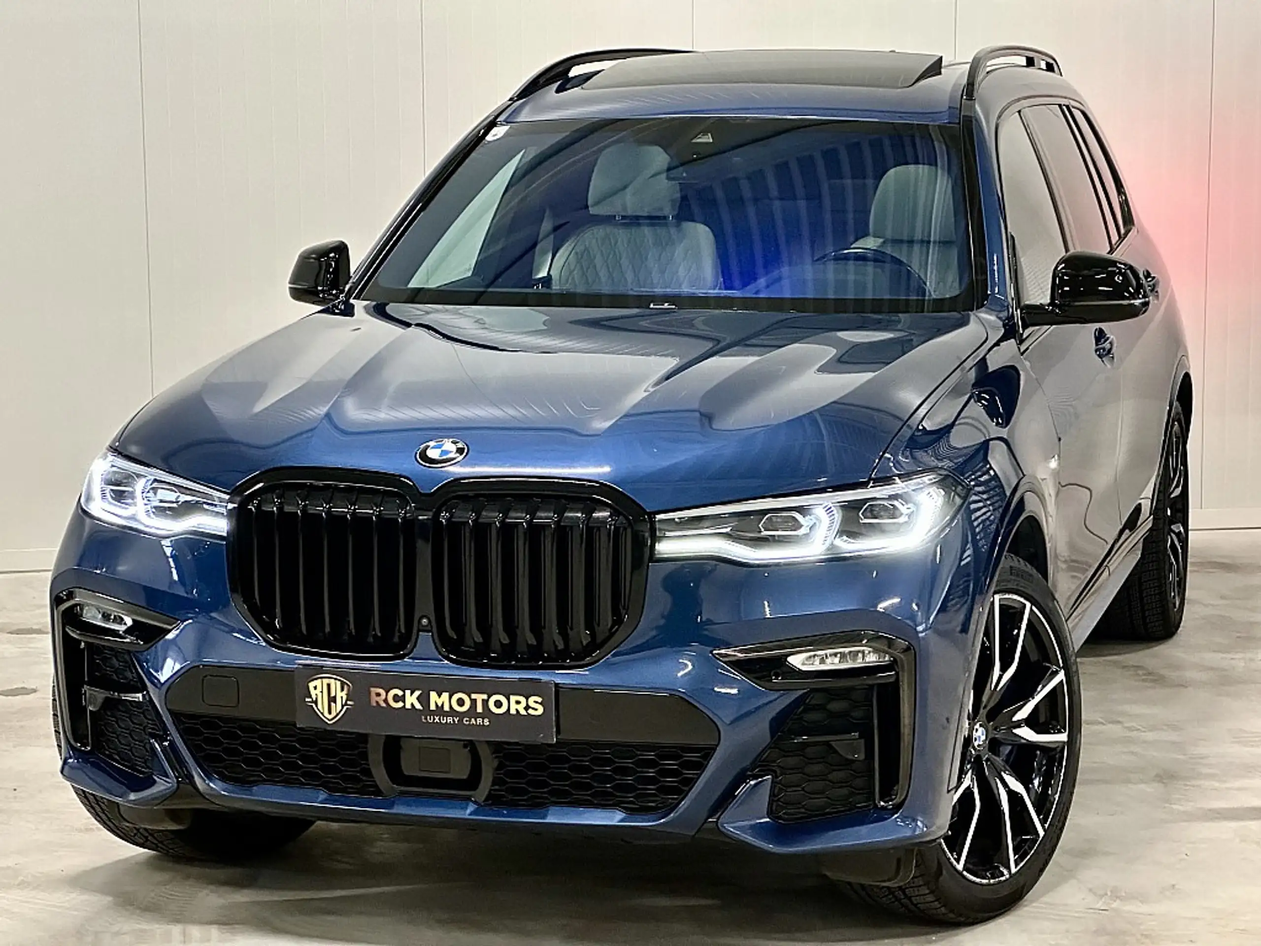 BMW - X7