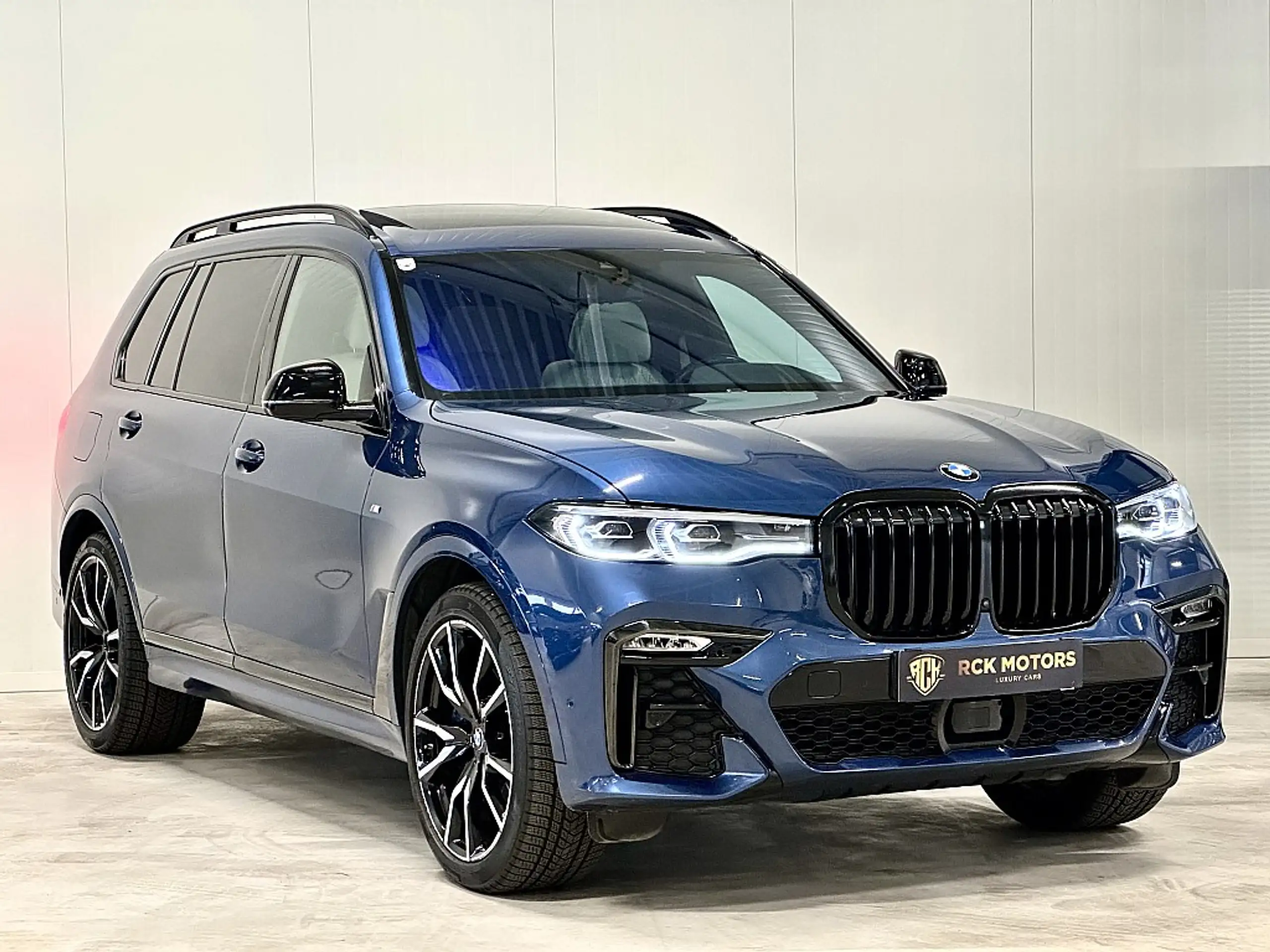 BMW - X7