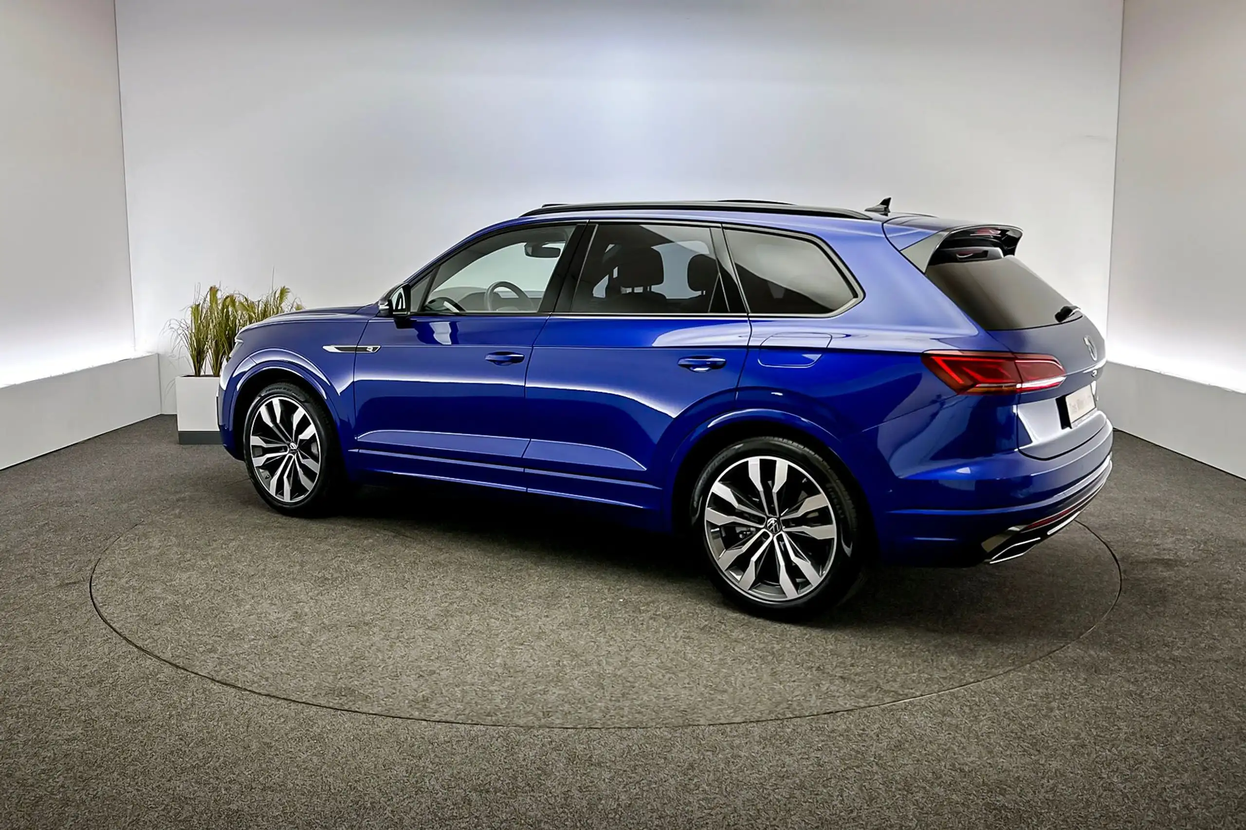 Volkswagen - Touareg