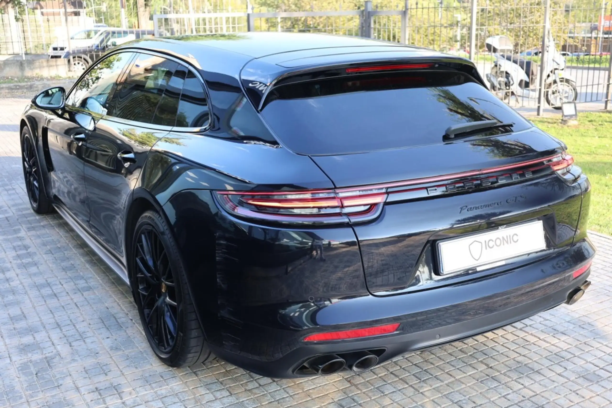 Porsche - Panamera