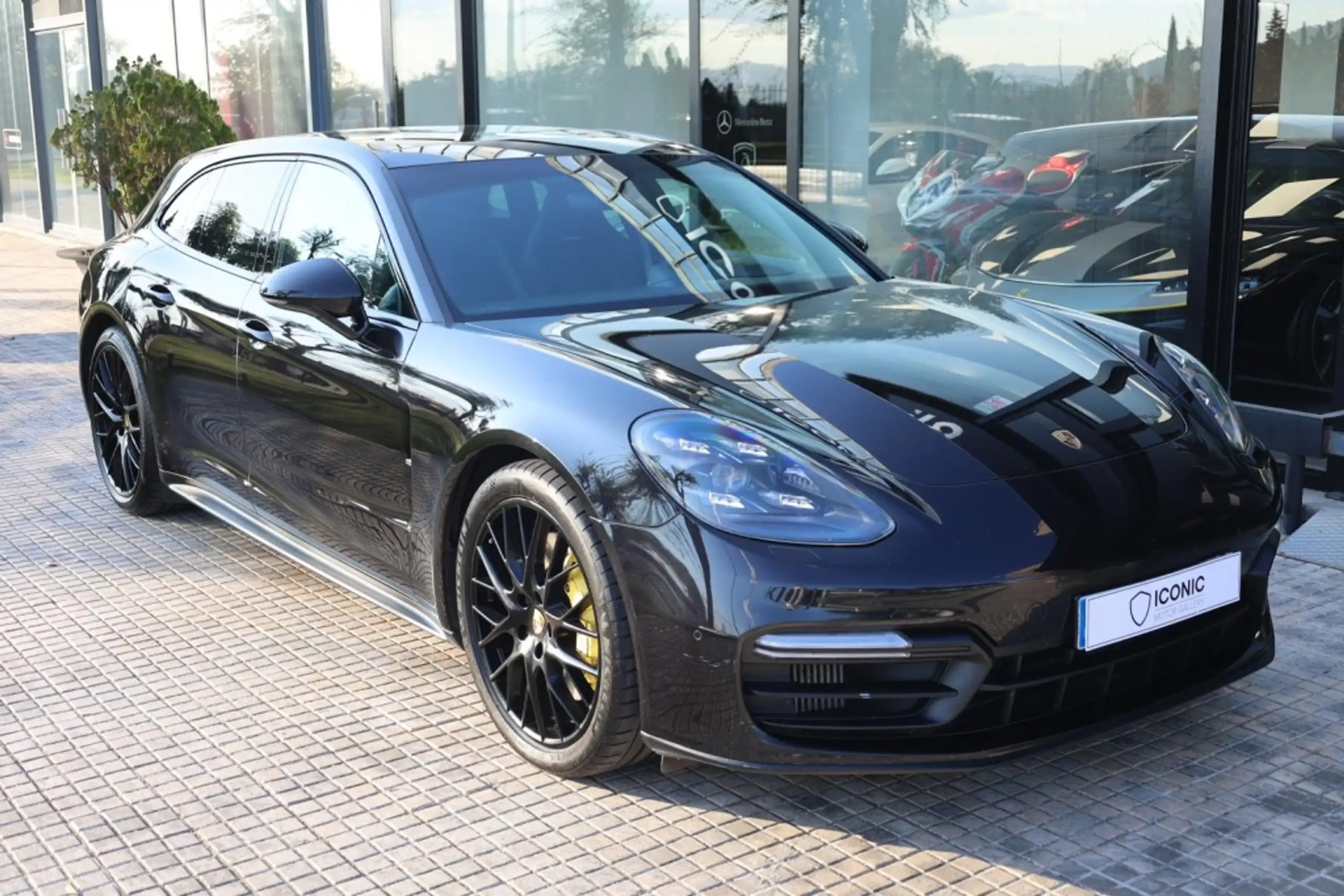 Porsche - Panamera