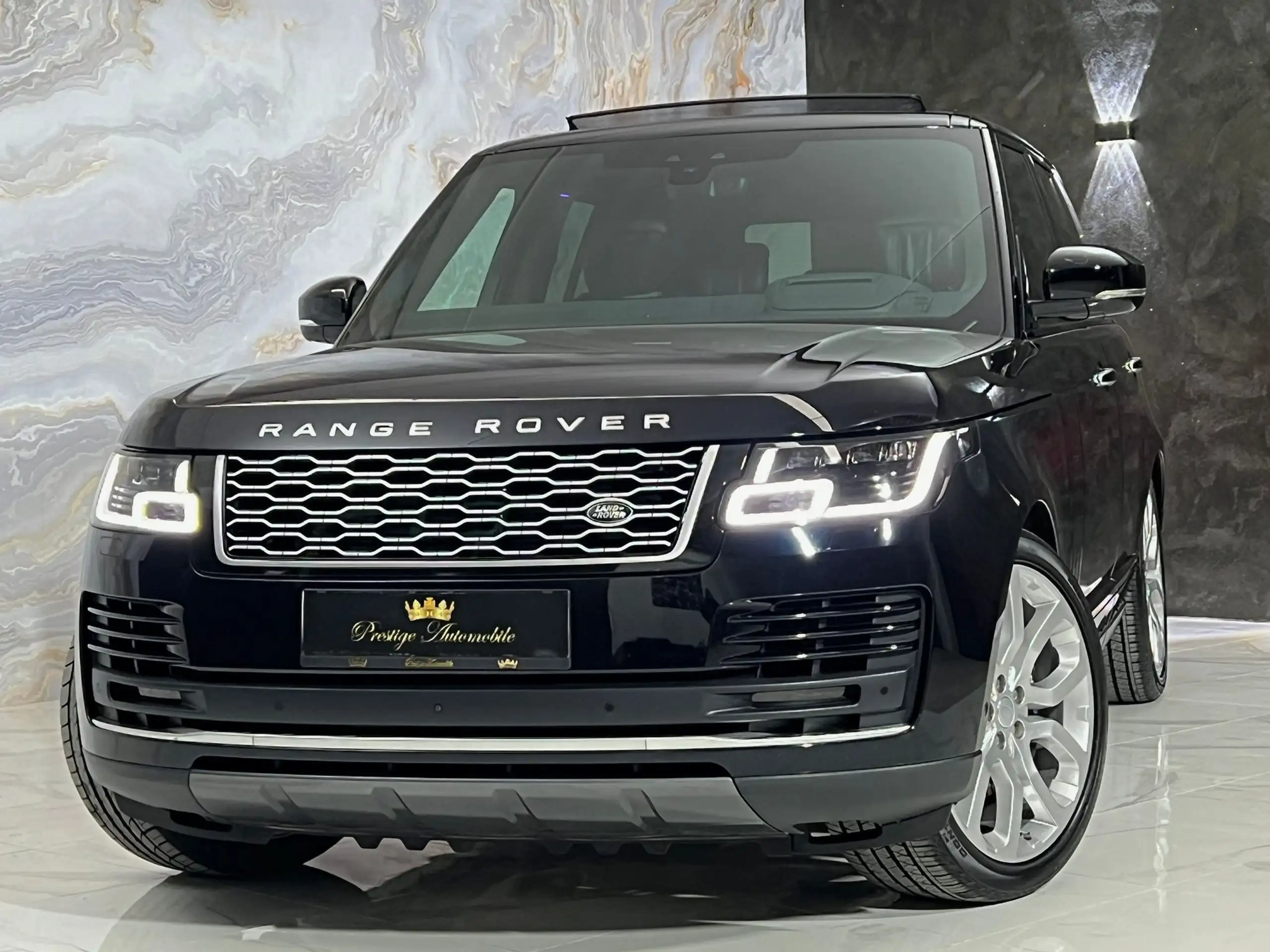 Land Rover - Range Rover