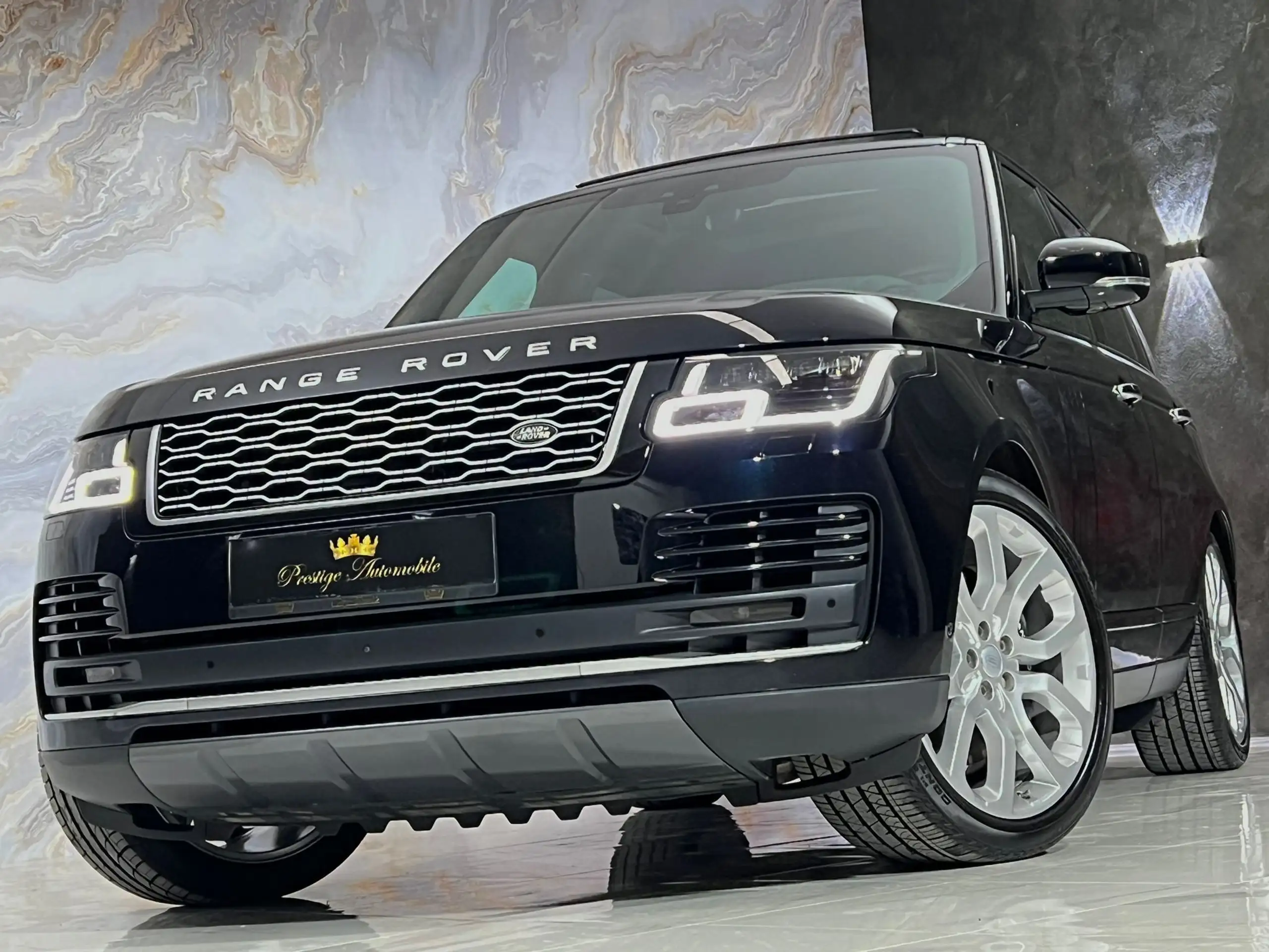 Land Rover - Range Rover