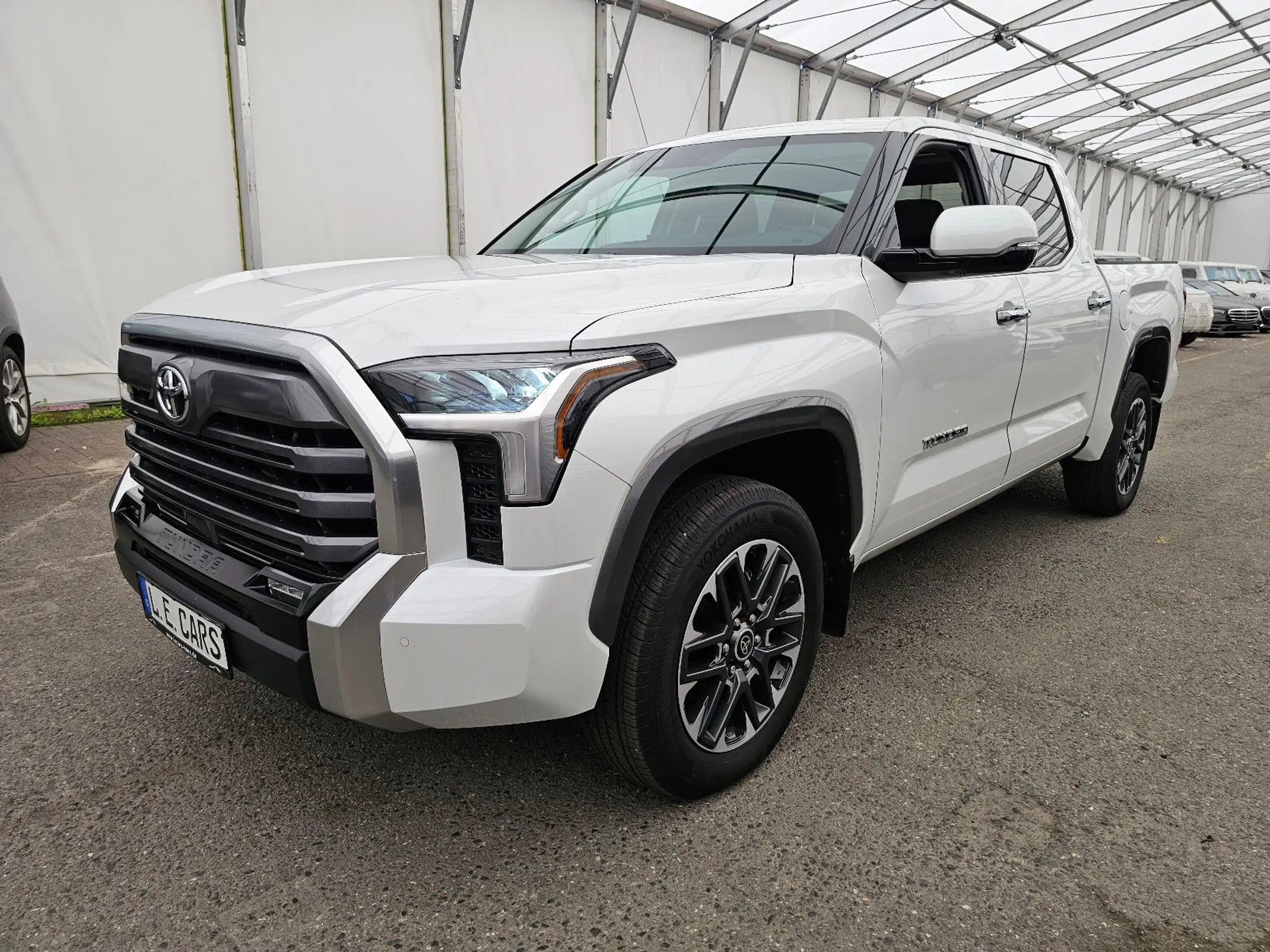 Toyota Tundra 2016