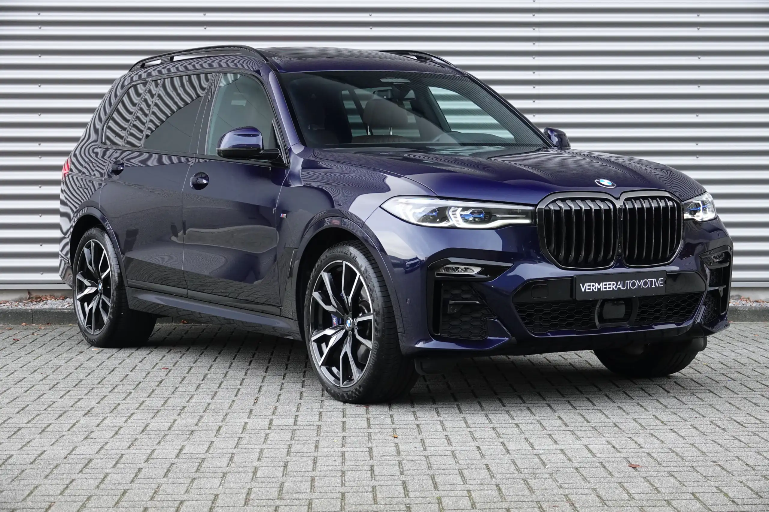 BMW - X7