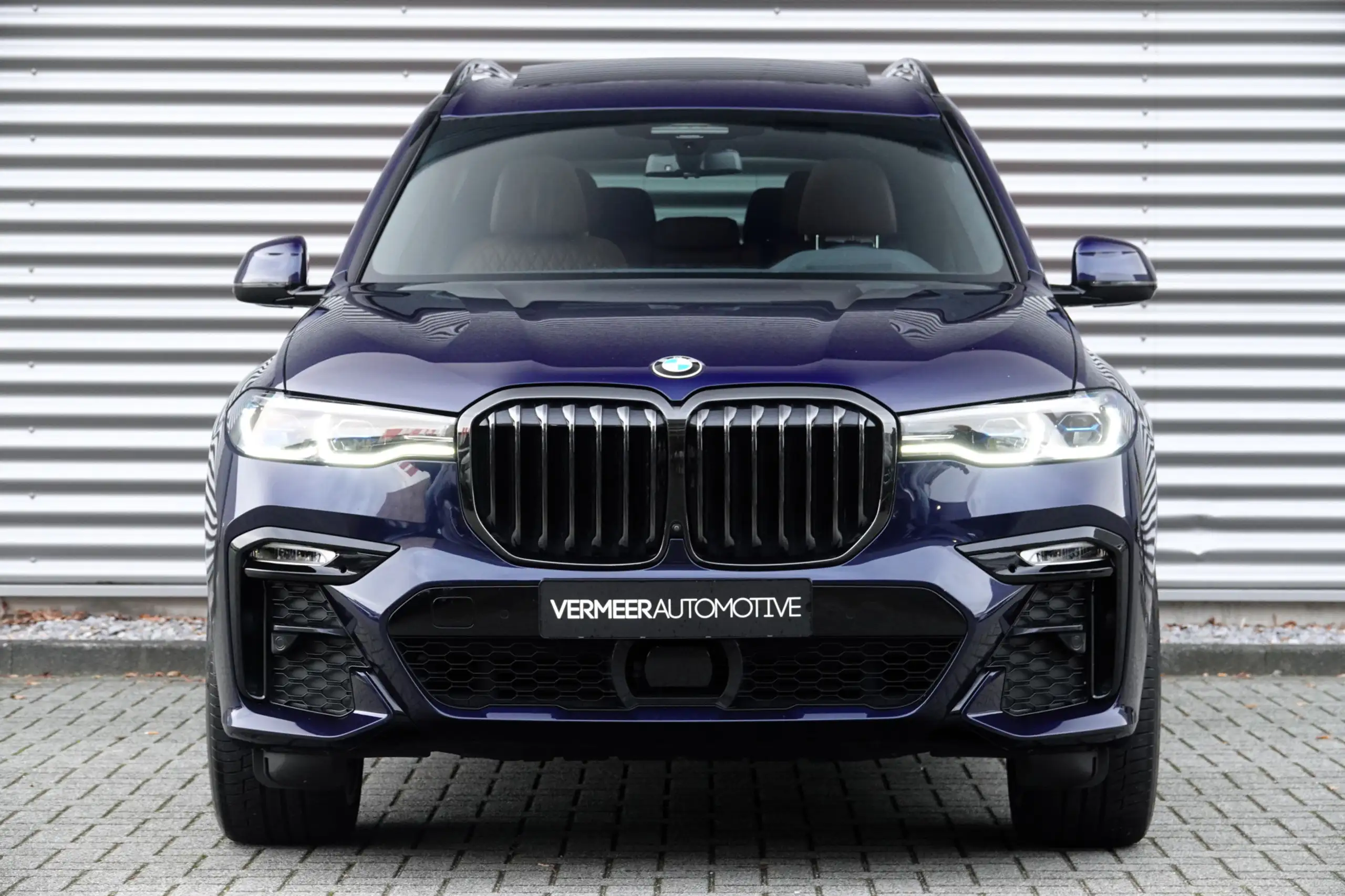 BMW - X7