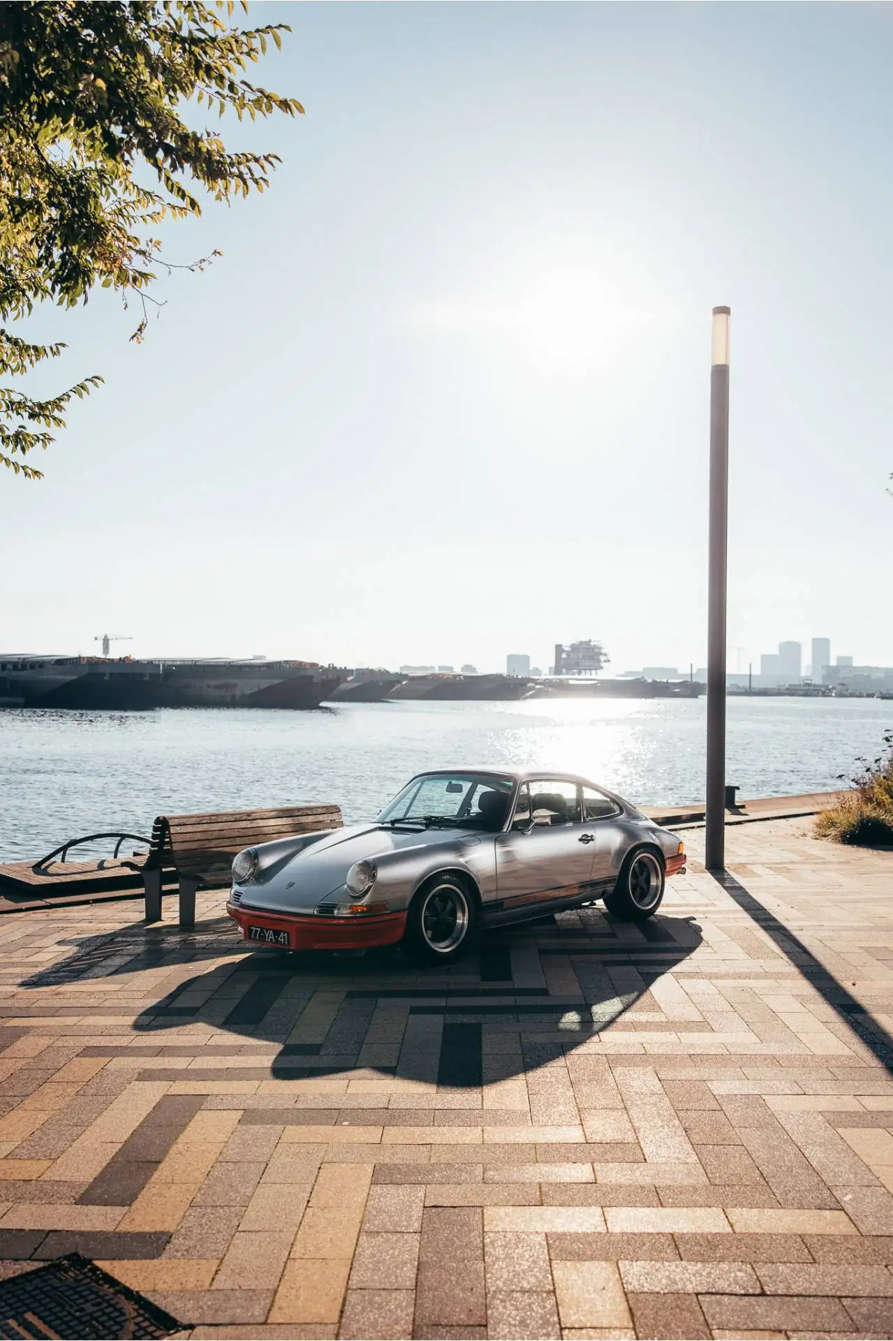 Porsche - 911