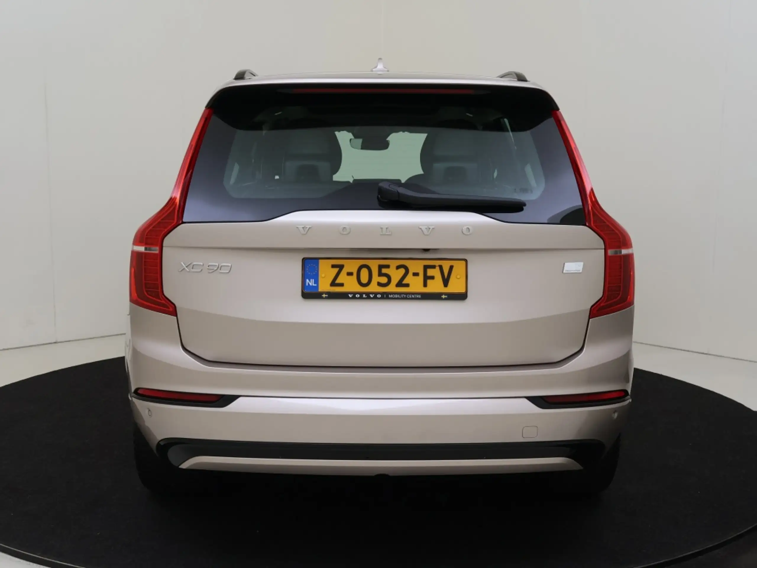 Volvo - XC90